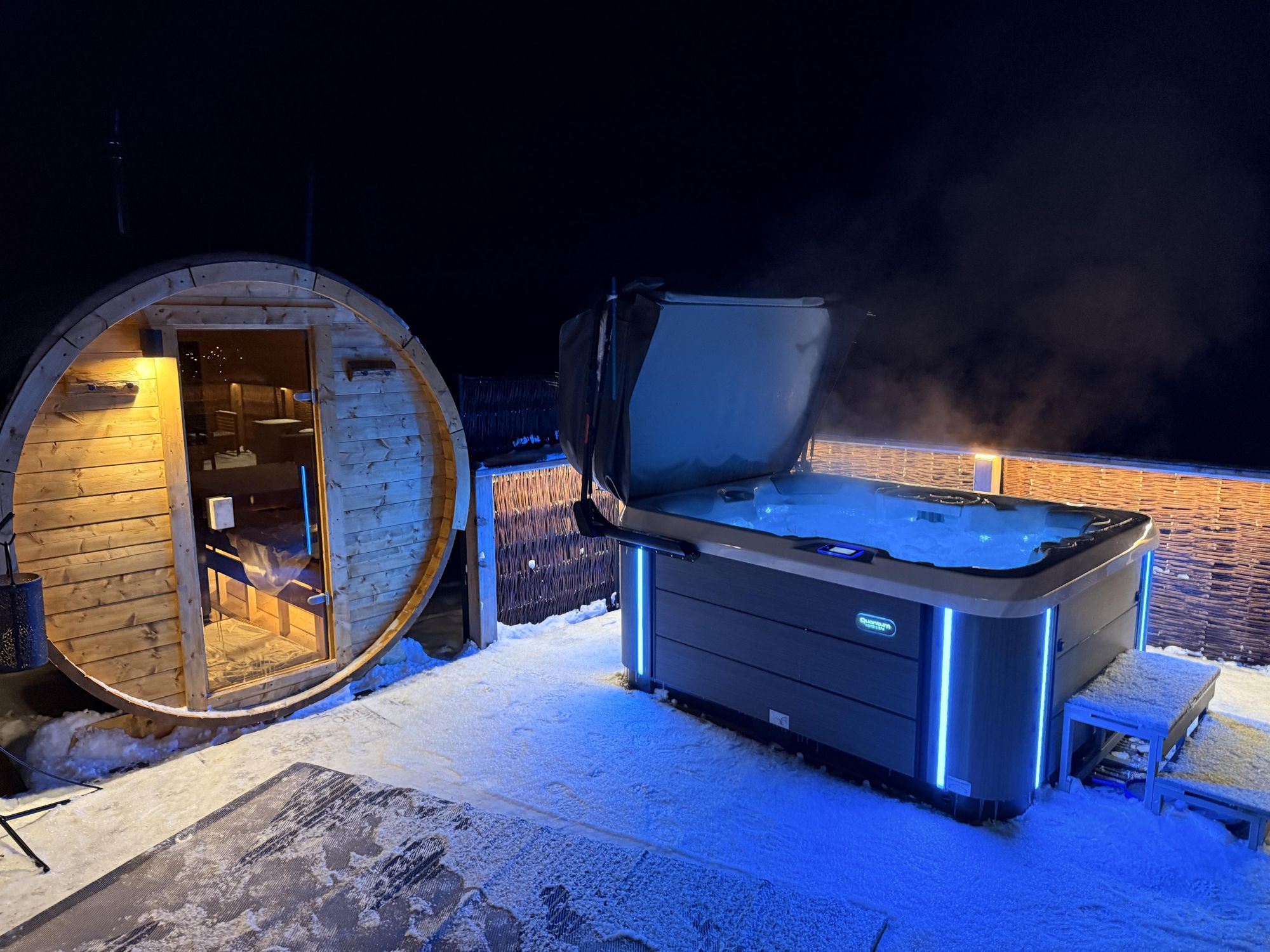 Glamping Pecka foto 2