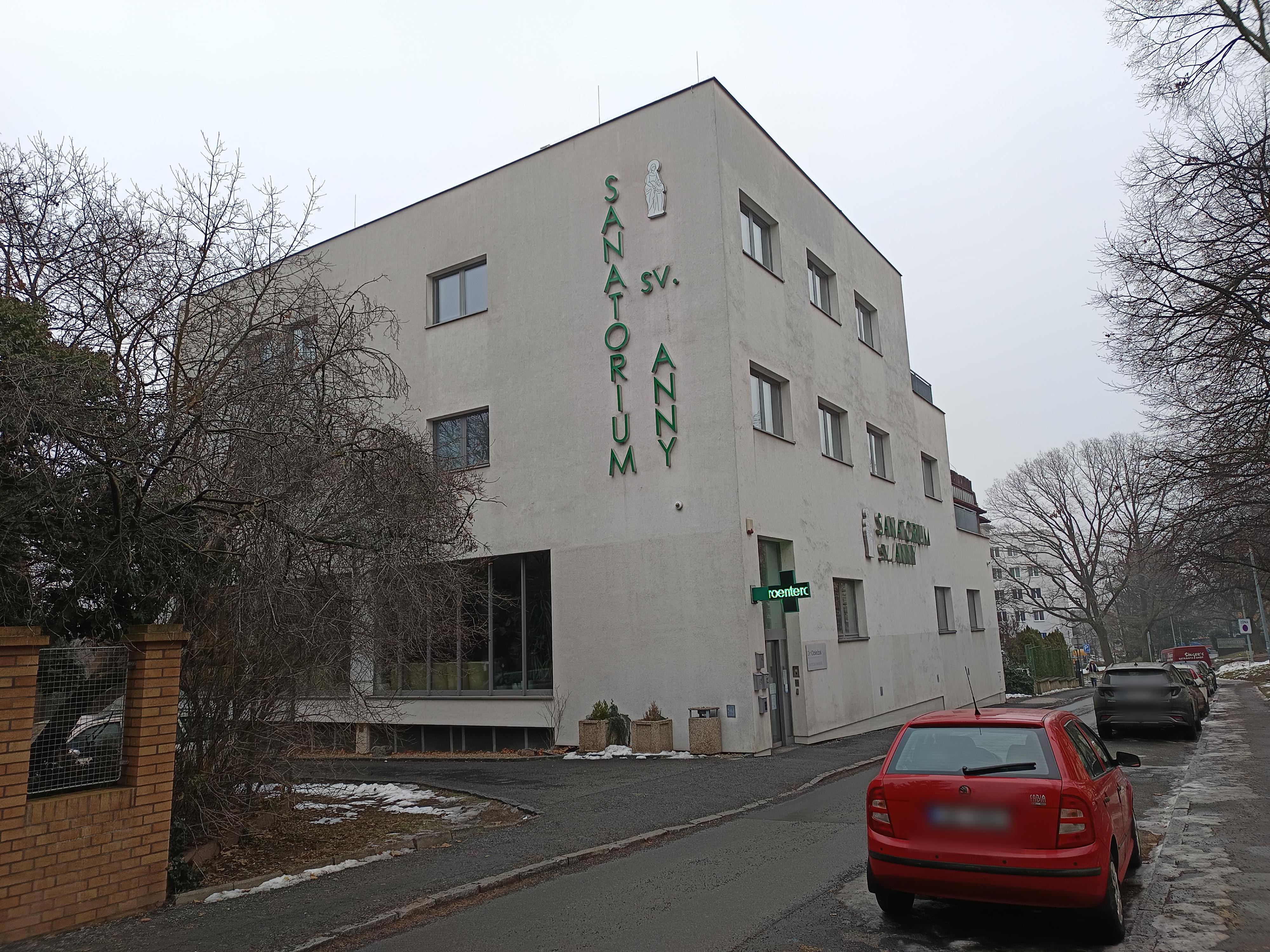 Lékárna Sv. Anna foto 3