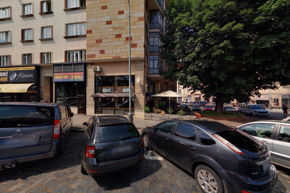 Tanoshi Asian fusion & Sushi