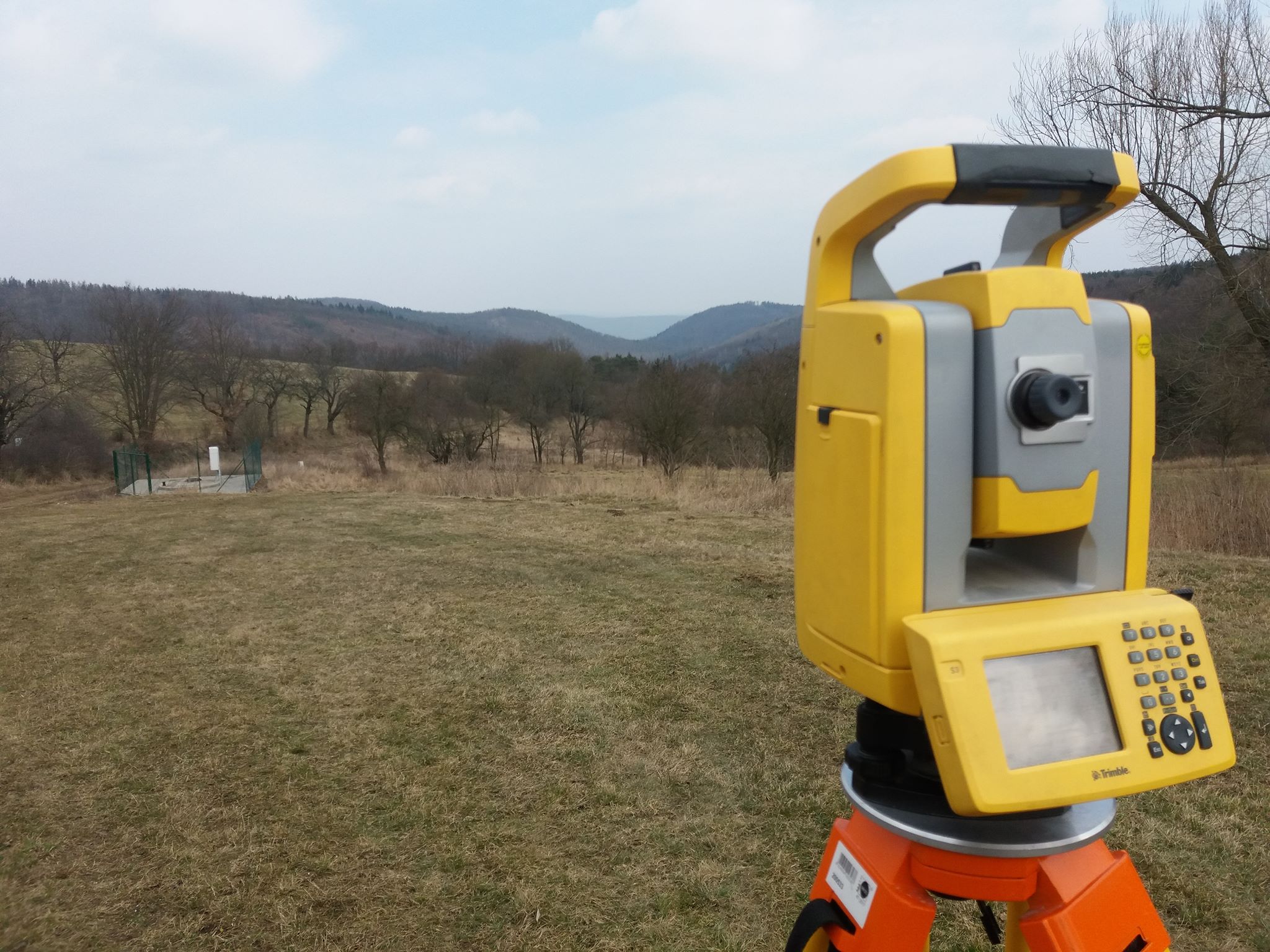 Hloušek s.r.o. - zeměměřičská kancelář foto 2