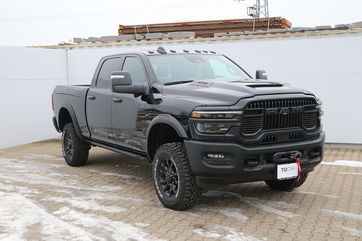 RAM 2500 Power Wagon skladem ihned k odběru