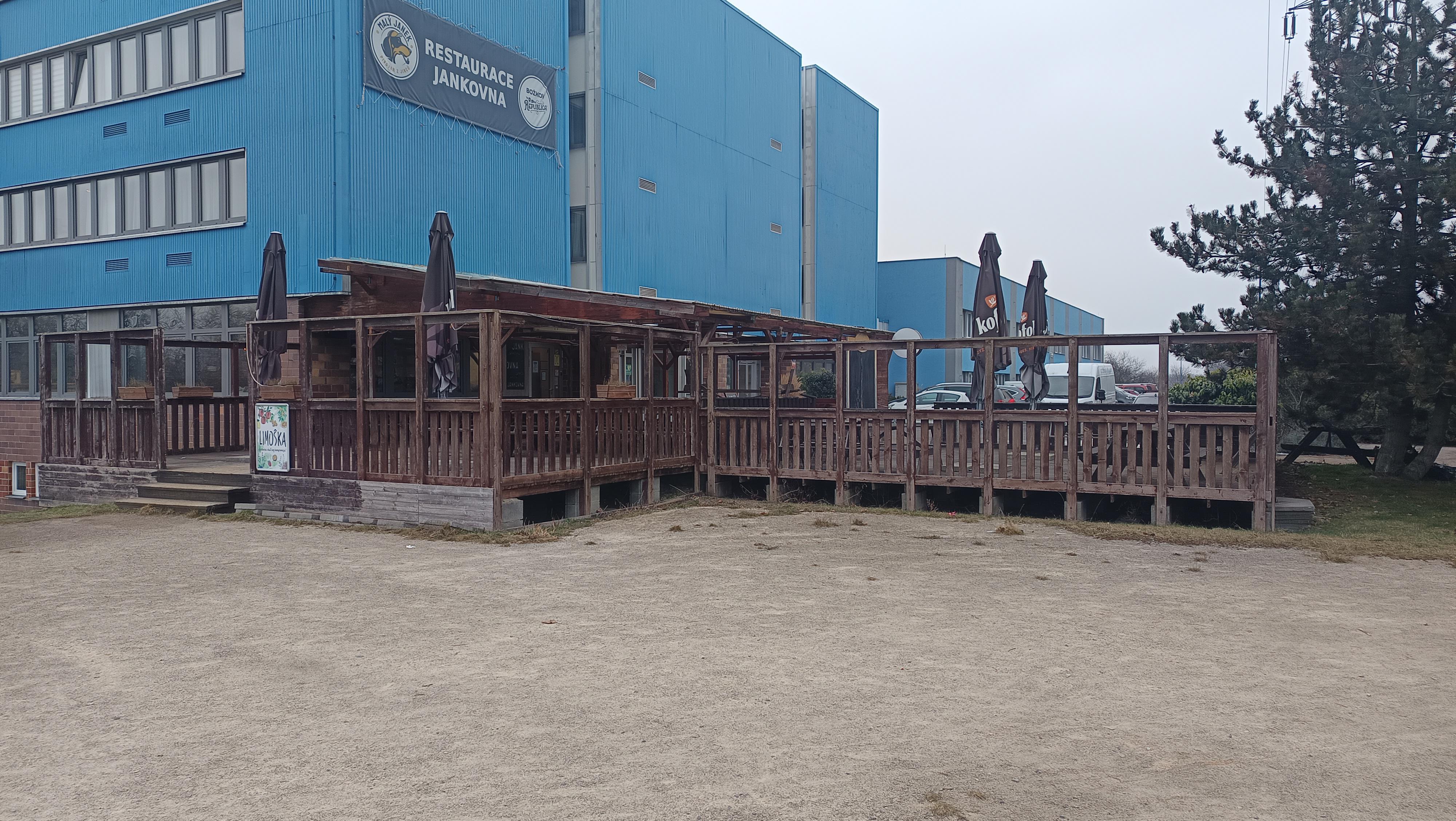 Jankovna U bazénu foto 2