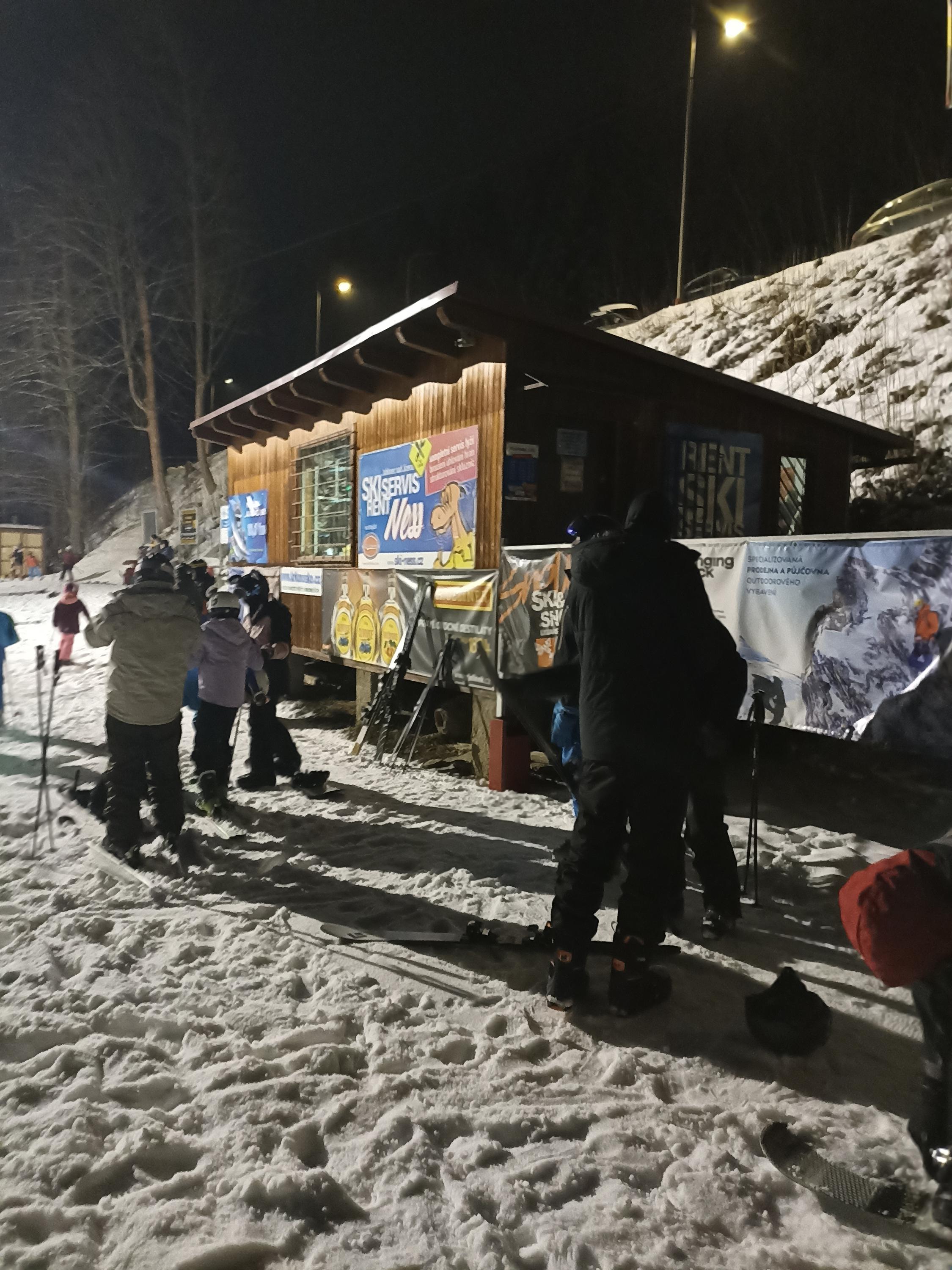 Ski servis/rent Ness foto 2