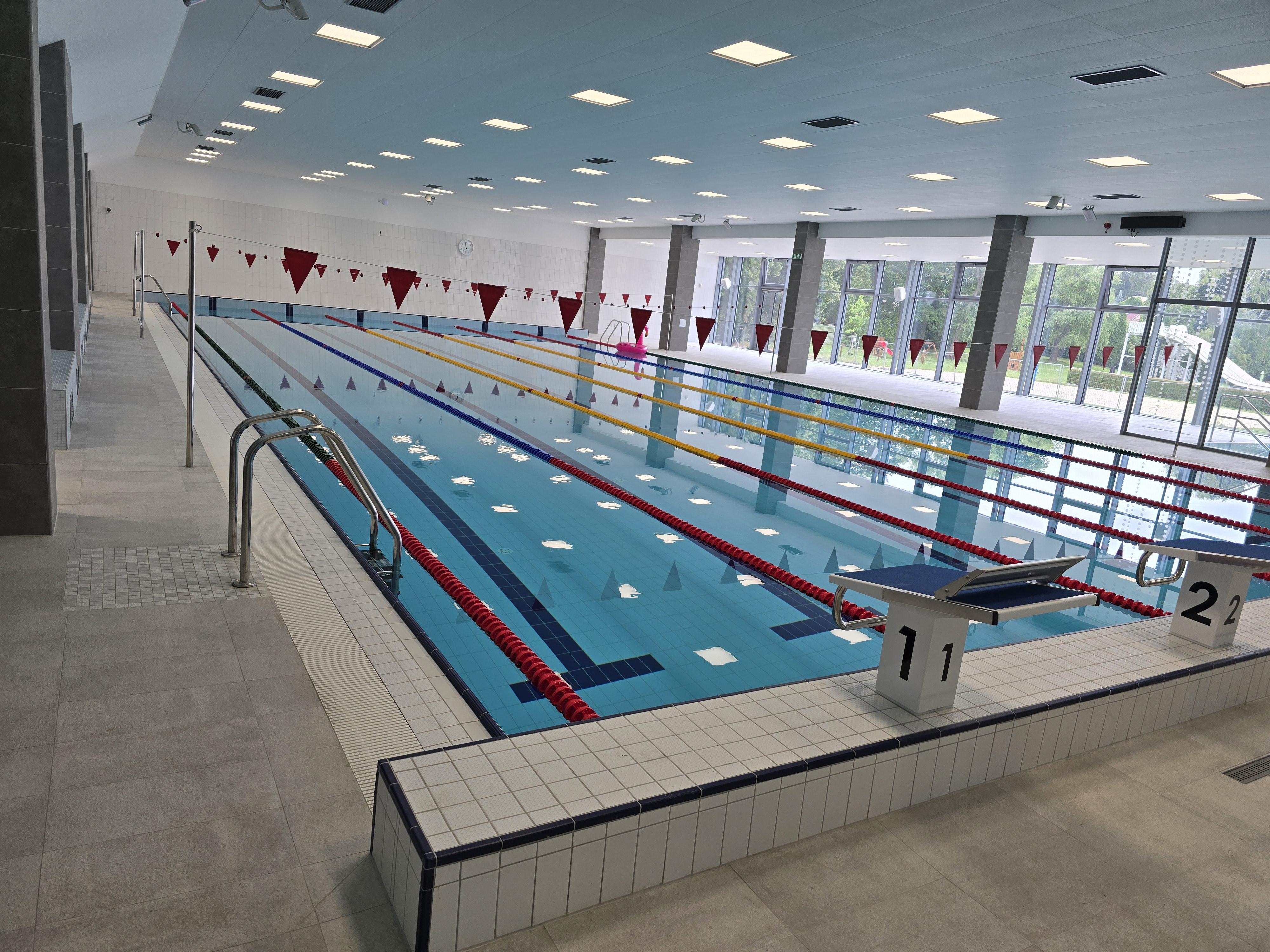 Krytý plavecký bazén - SPORTES Svitavy foto 4