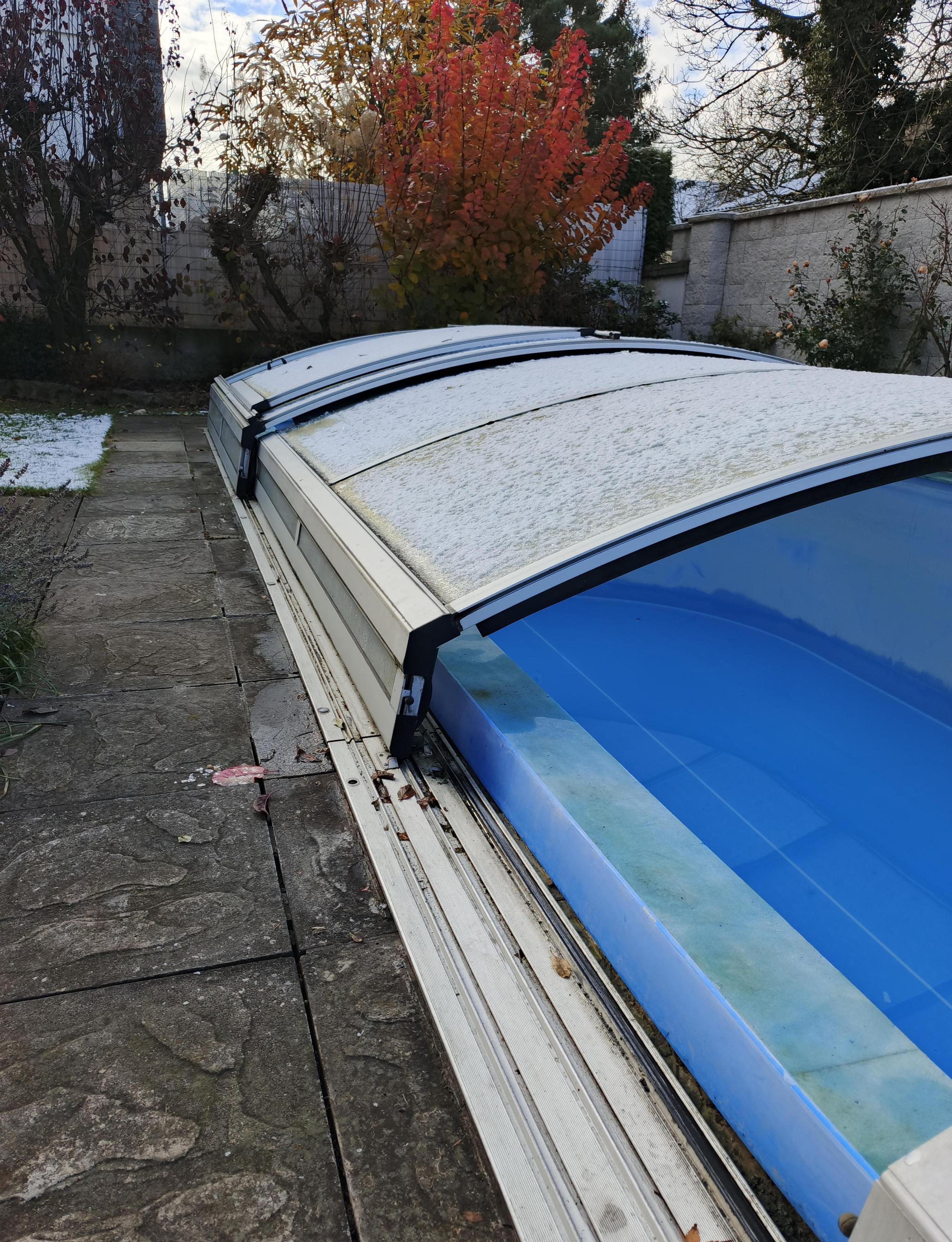 Renovace bazénových zastřešení