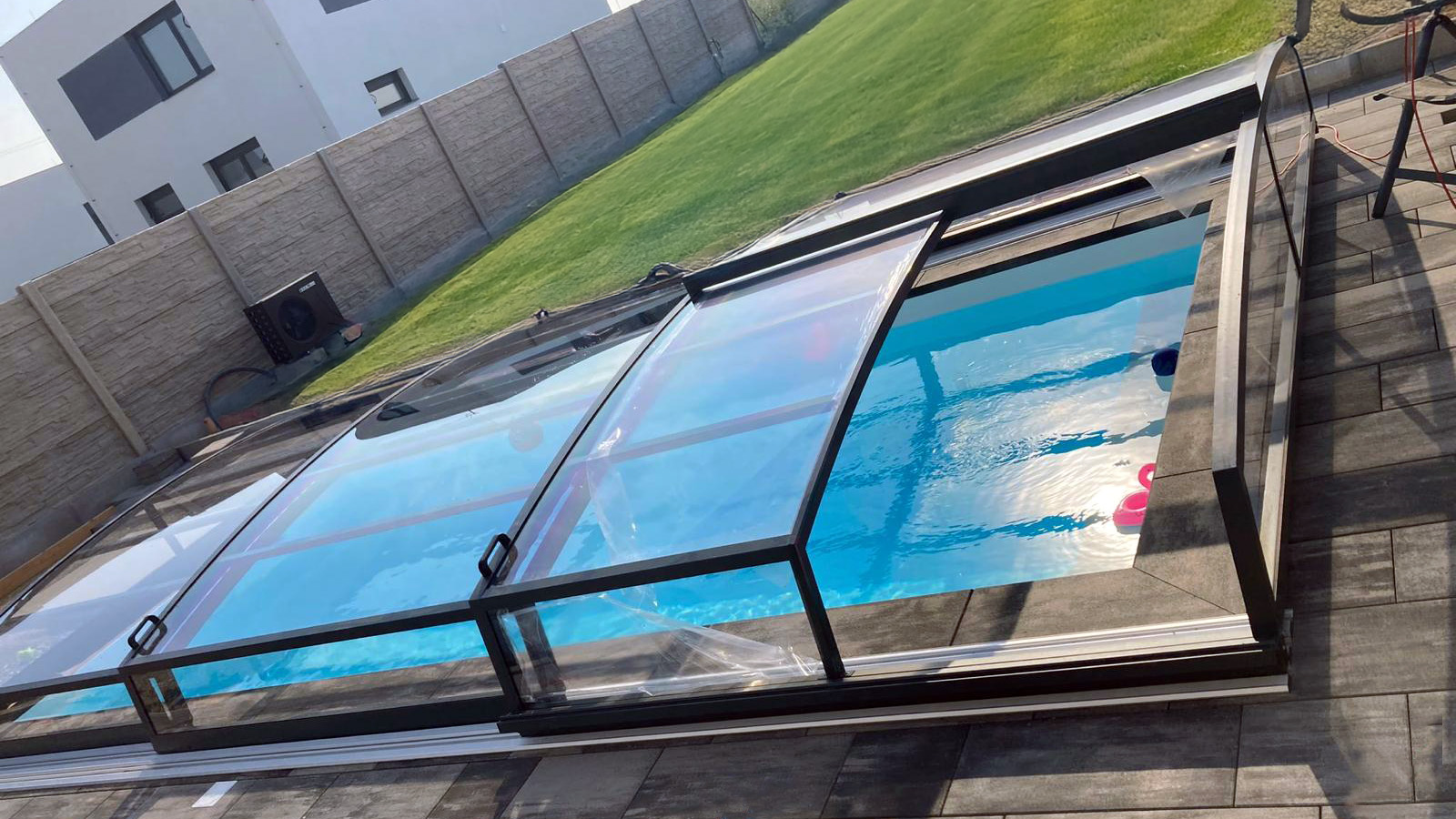 Gluc PBS s.r.o. - Zastřešení bazénů foto 2