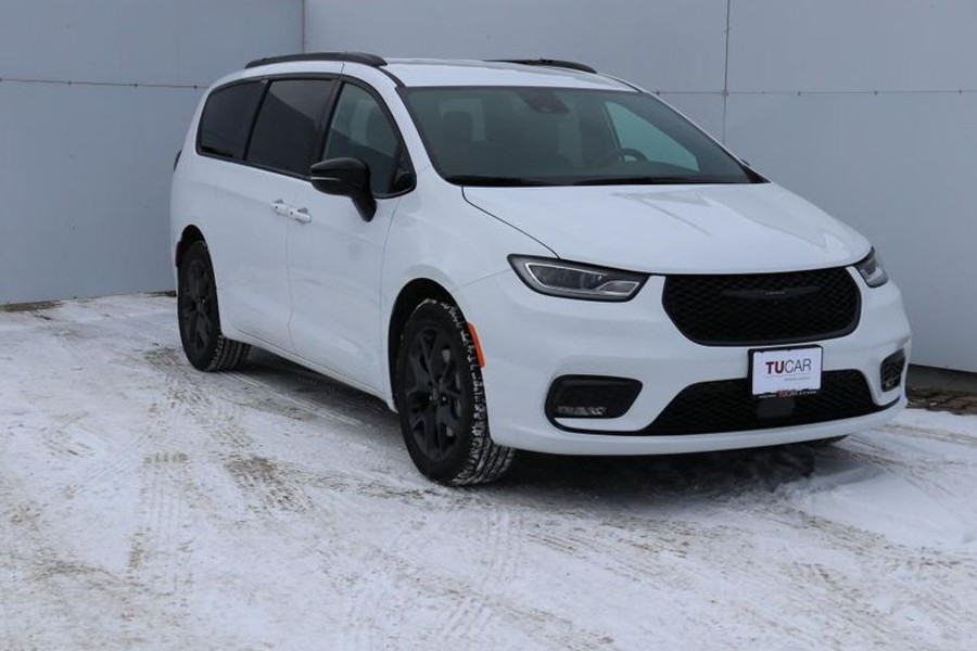 Chrysler Pacifica skladem za novou cenu