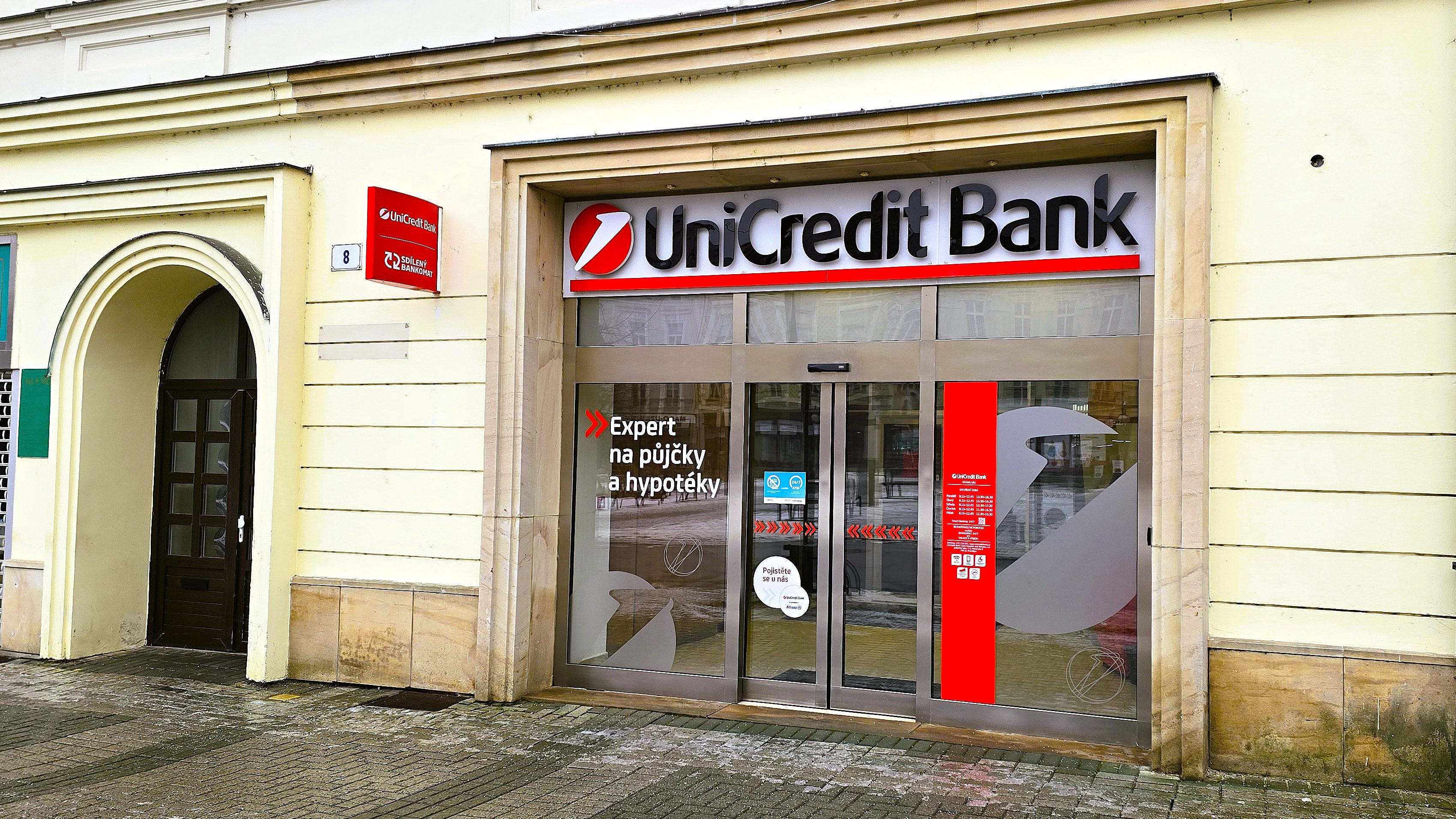 UniCredit Bank Czech Republic and Slovakia, a.s. foto 4