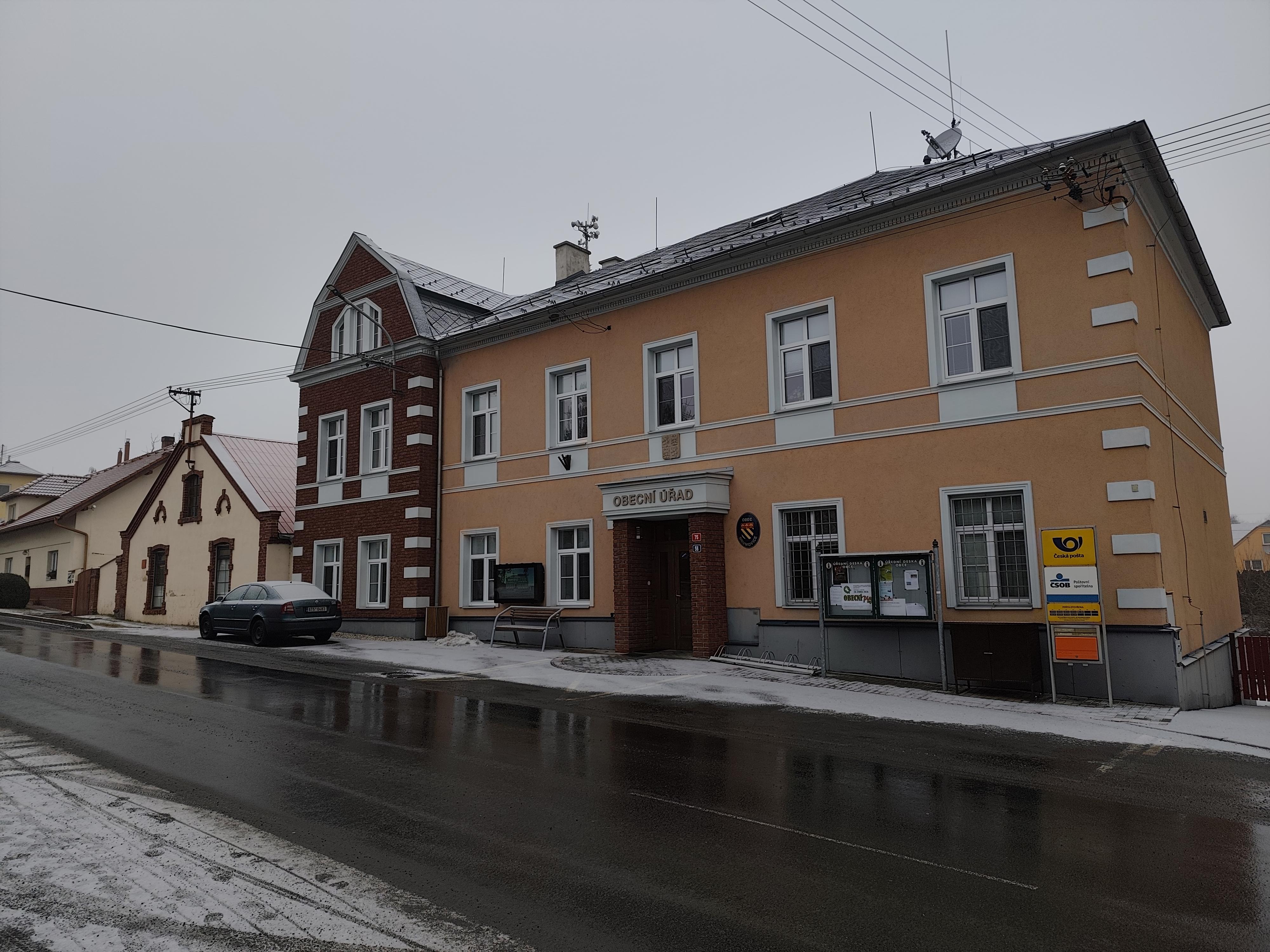 Brumovice - obecní úřad foto 2