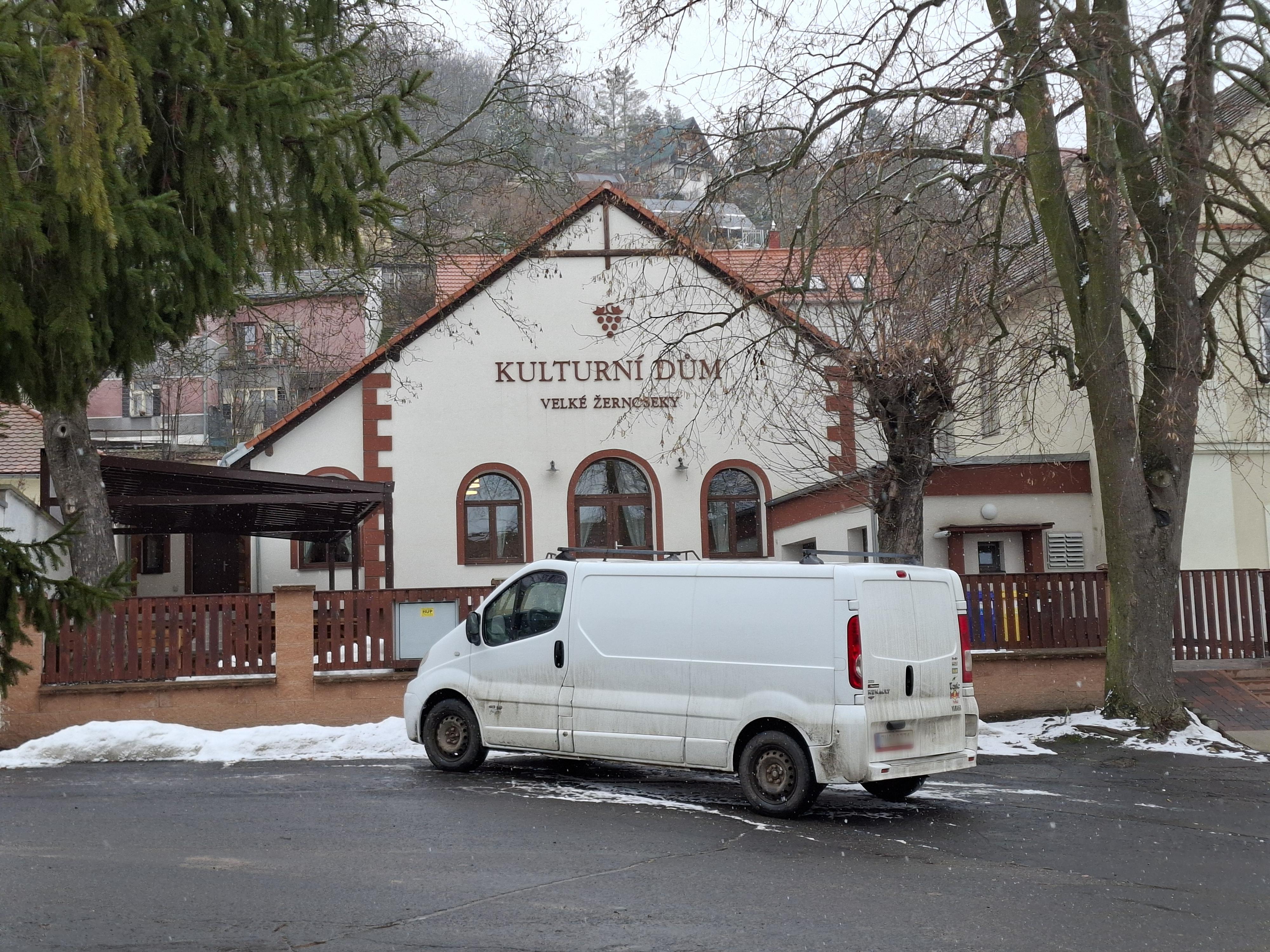 Kulturní dům Velké Žernoseky