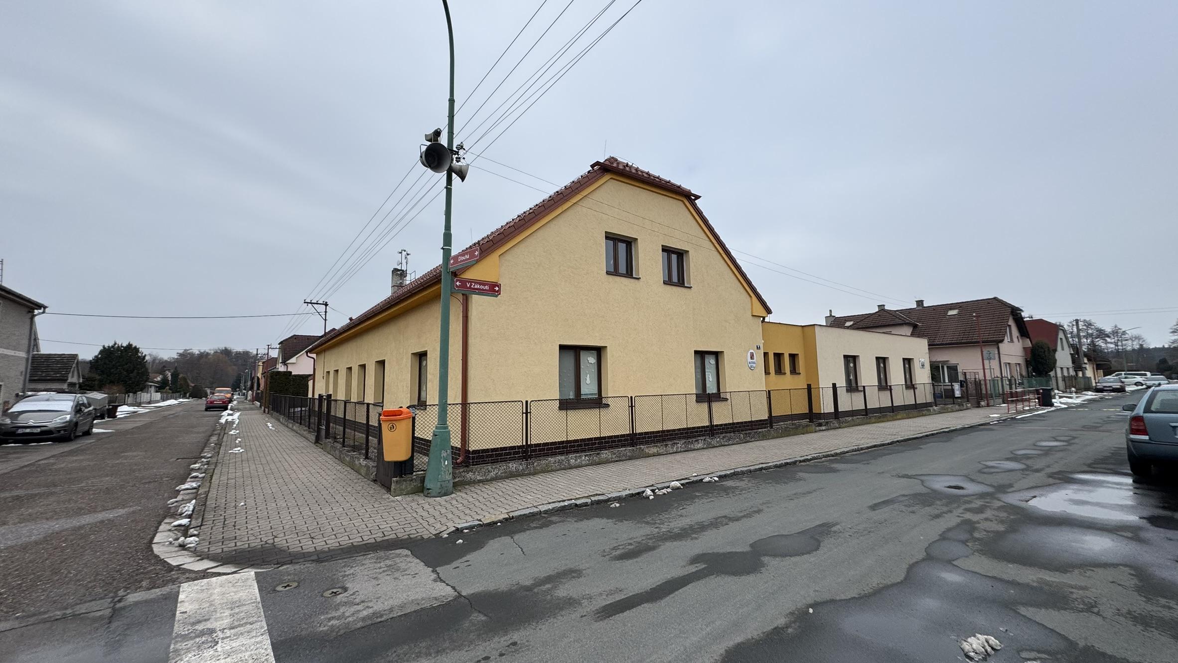 Mateřská škola Břehy, okres Pardubice foto 3