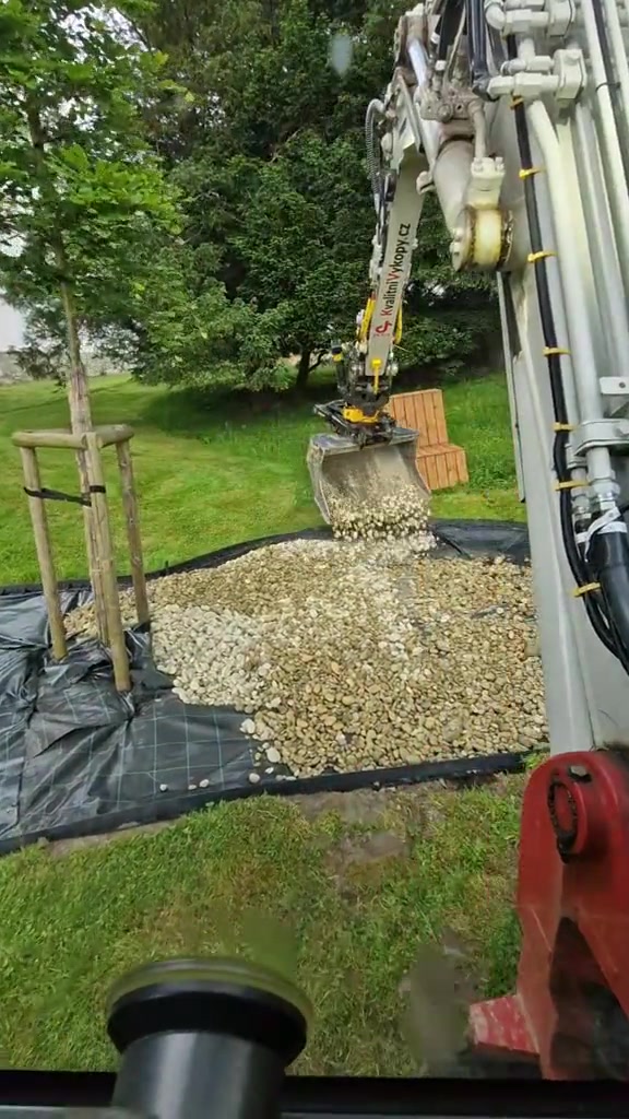 KvalitniVykopy.cz foto 2 (náhled videa)