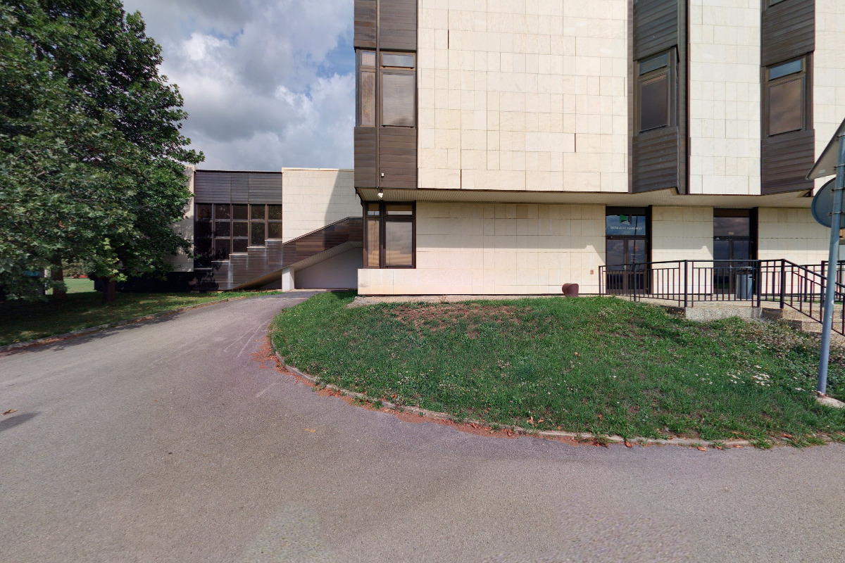 Studijní knihovna Jižní Město VŠE v  Praze