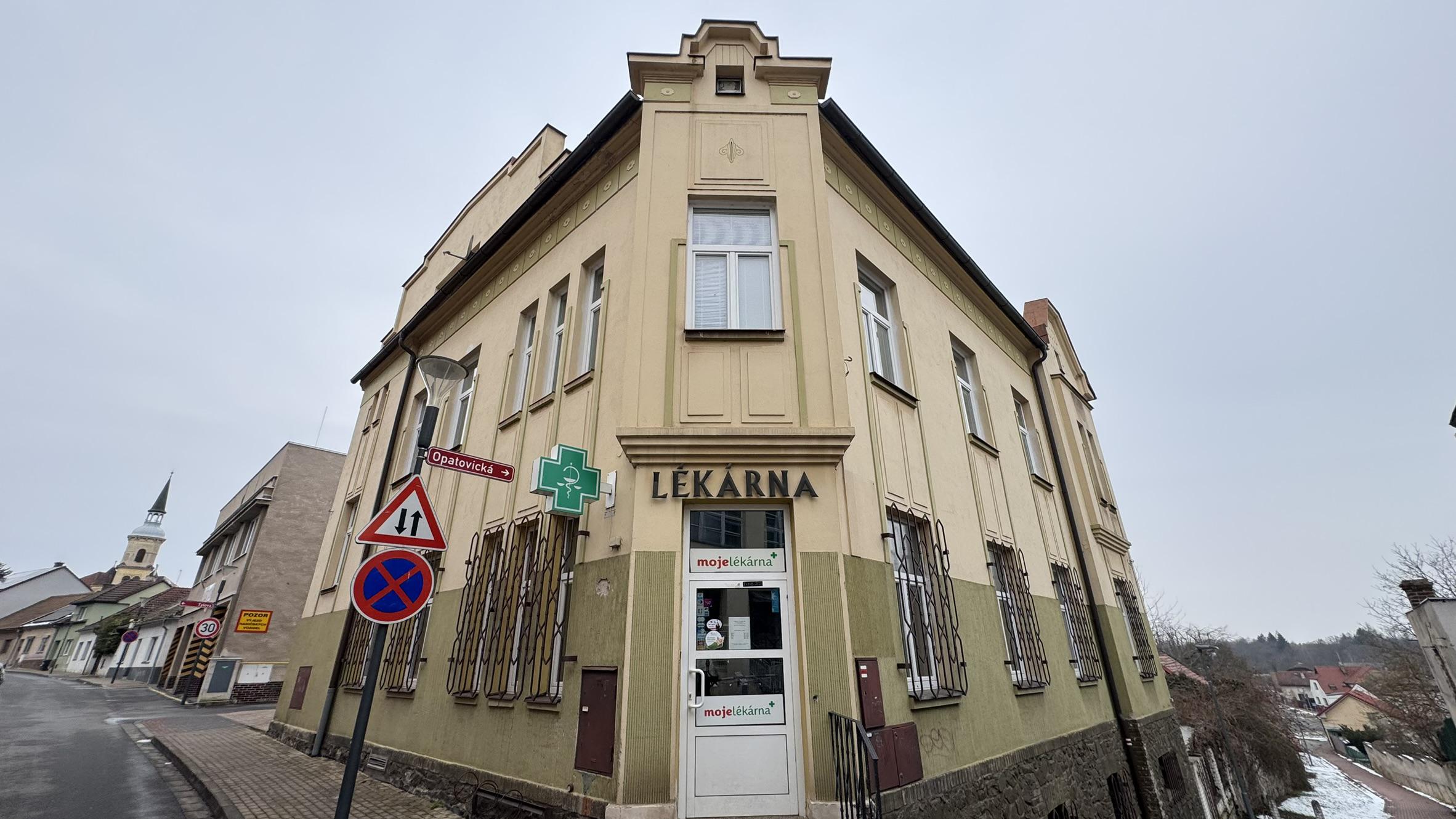 Lékárna U Zlatého raka