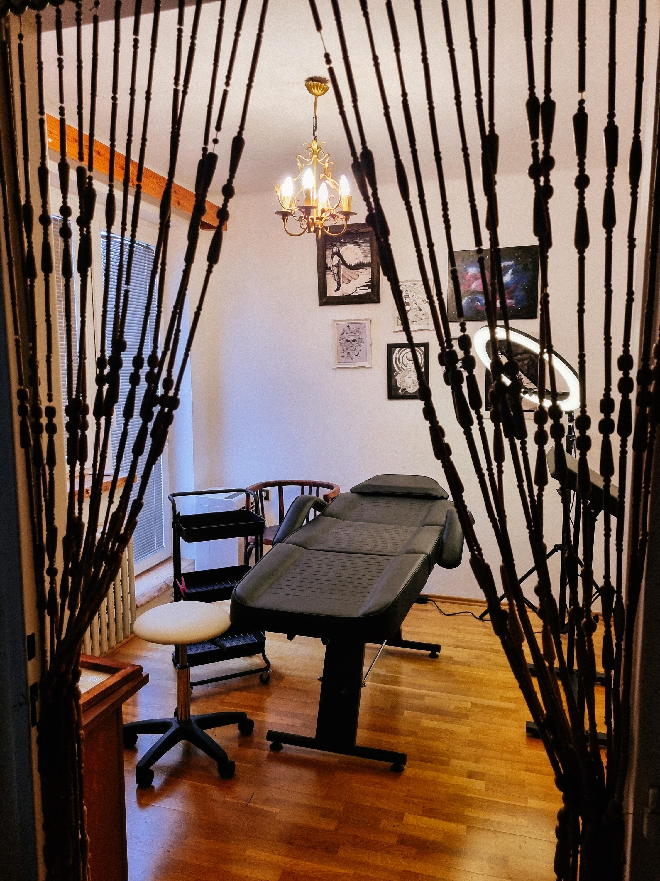 Nikola Machová - Masáže a tetování foto 3