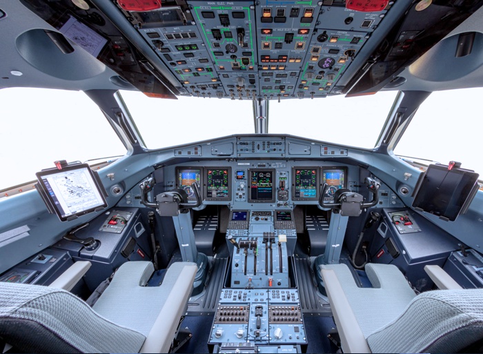 AEON AIRLINES foto 3