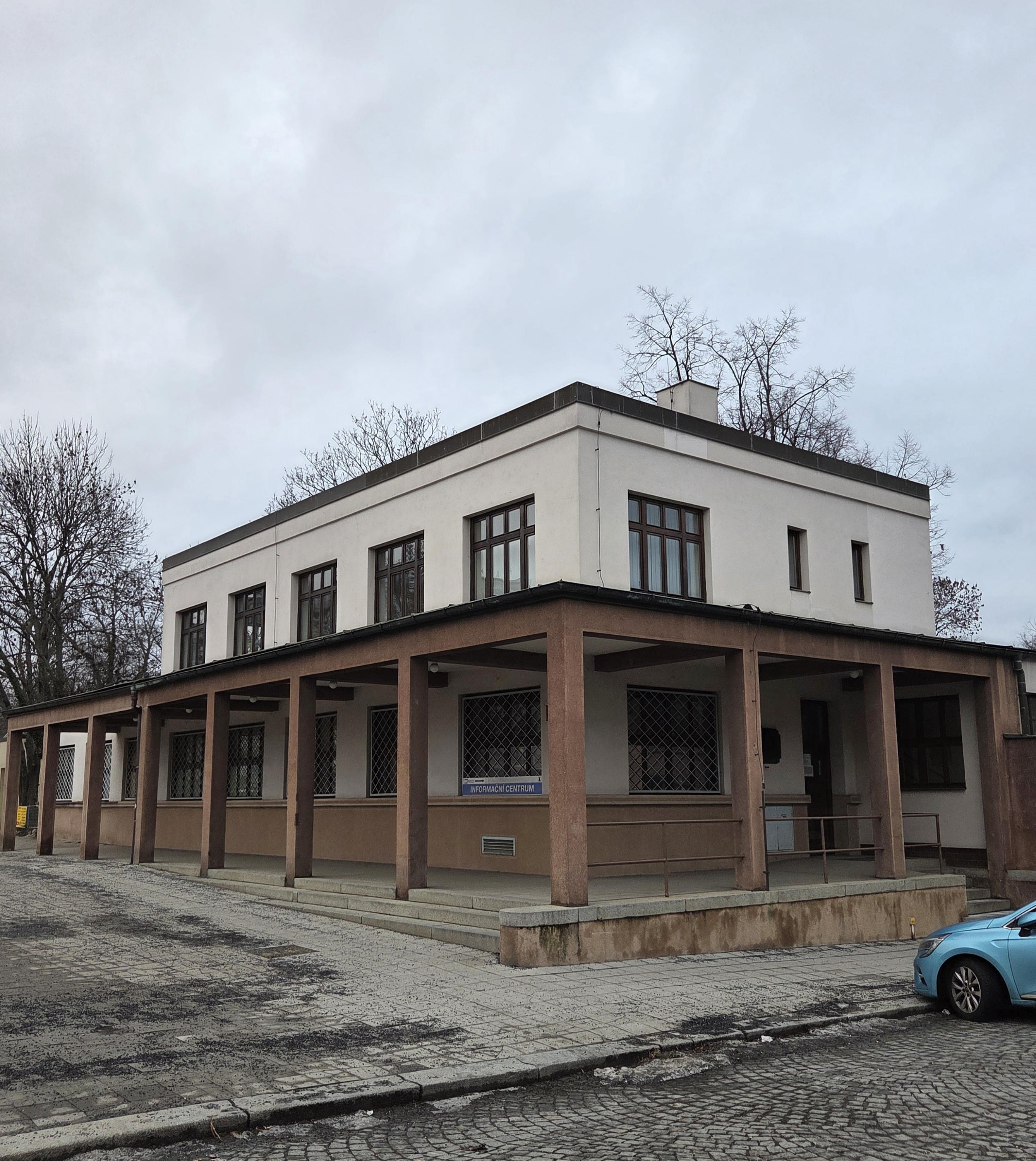 Infocentrum Hřbitovy a pohřební služby hl. m. Prahy foto 2