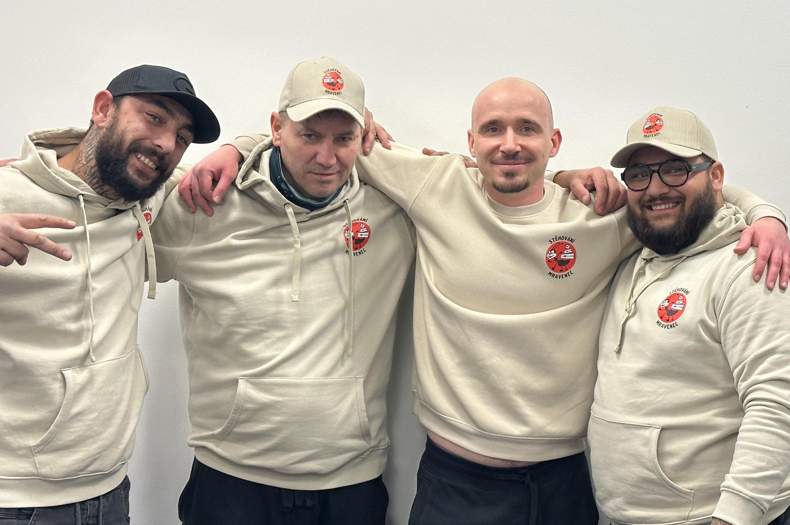 STĚHOVÁNÍ MRAVENEC s.r.o.