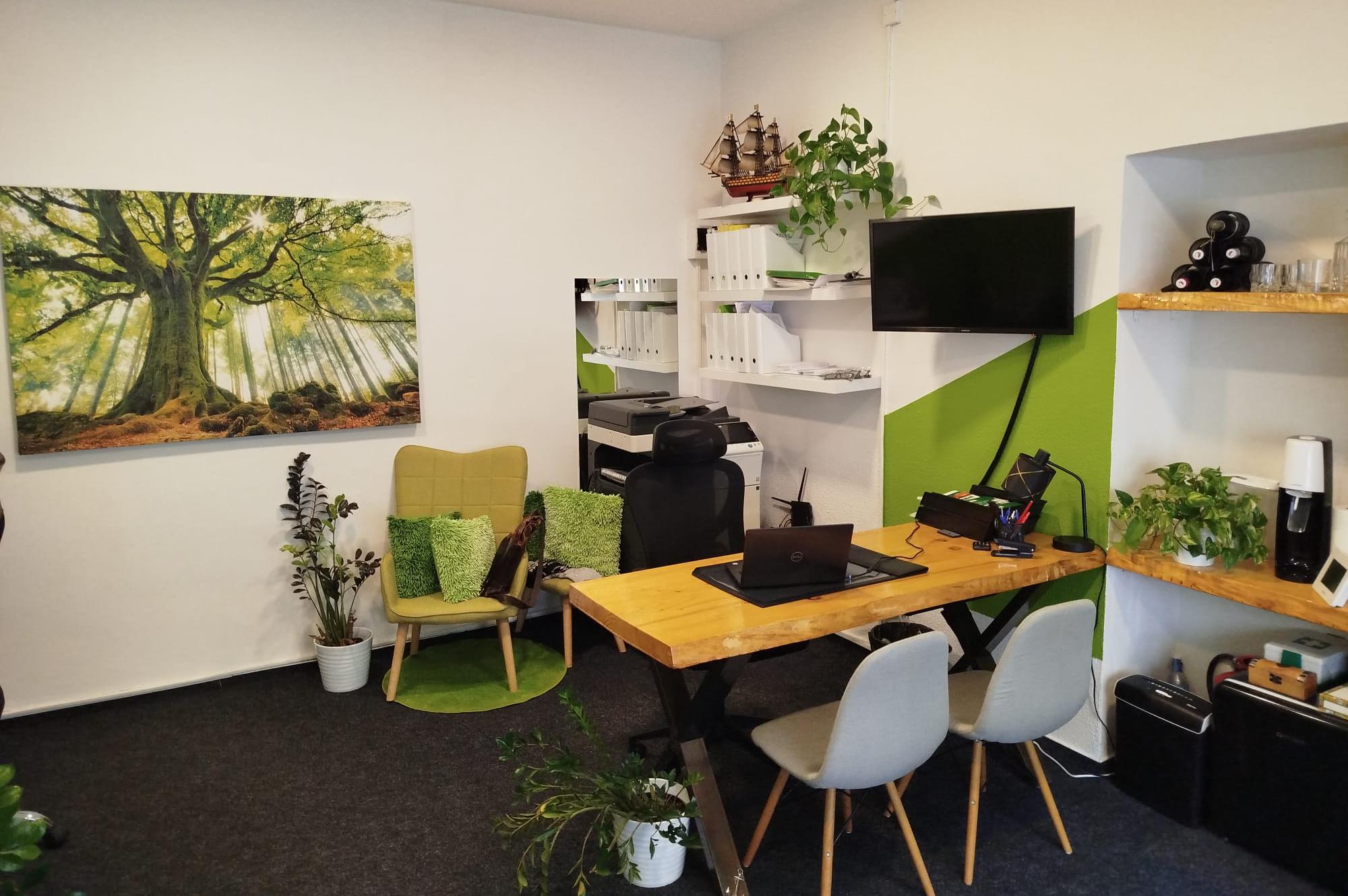 Astorie a.s. | S lehkostí světem financí