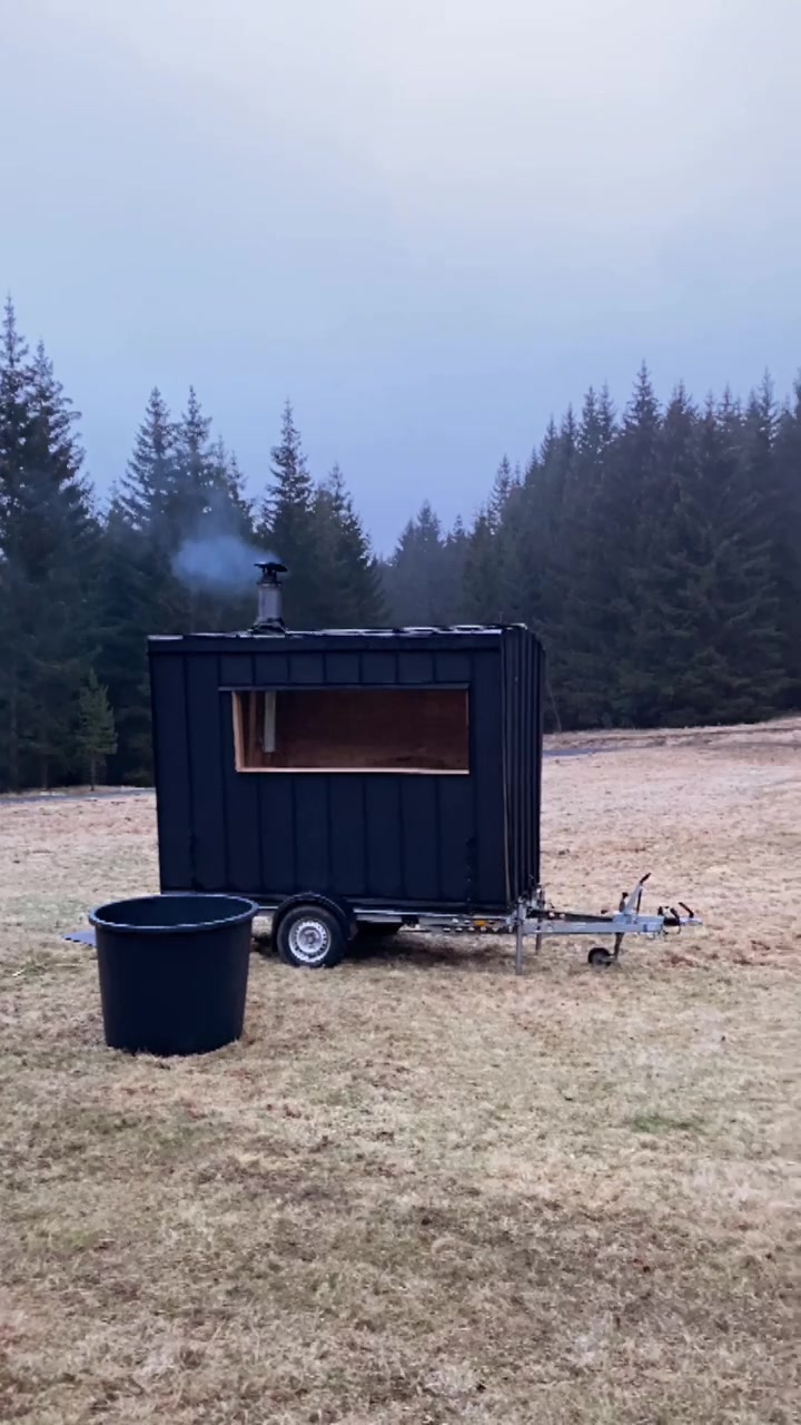 Jesenická pojízdná sauna foto 2 (náhled videa)