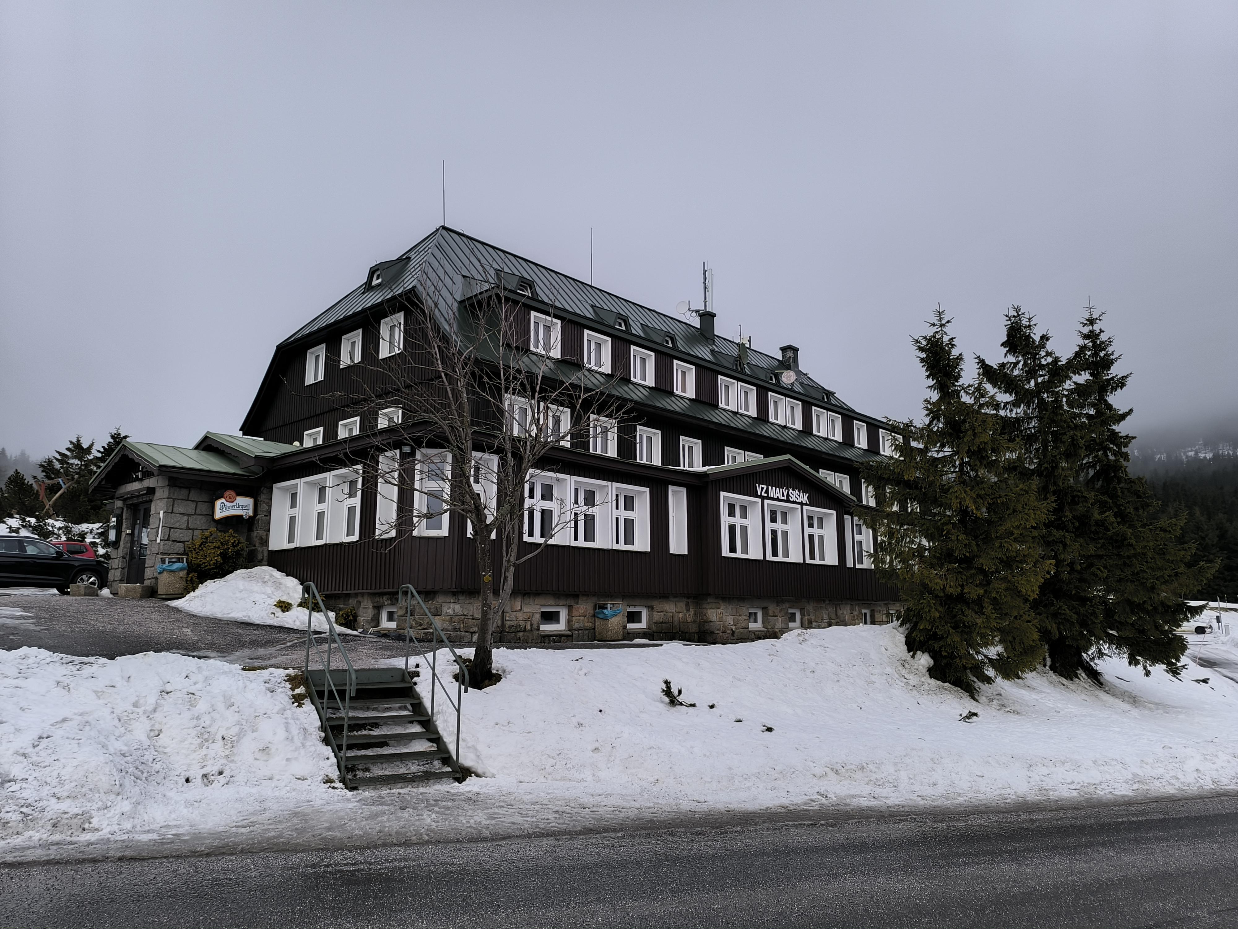 Krkonošská restaurace a kavárna - Hotel Malý Šišák foto 2