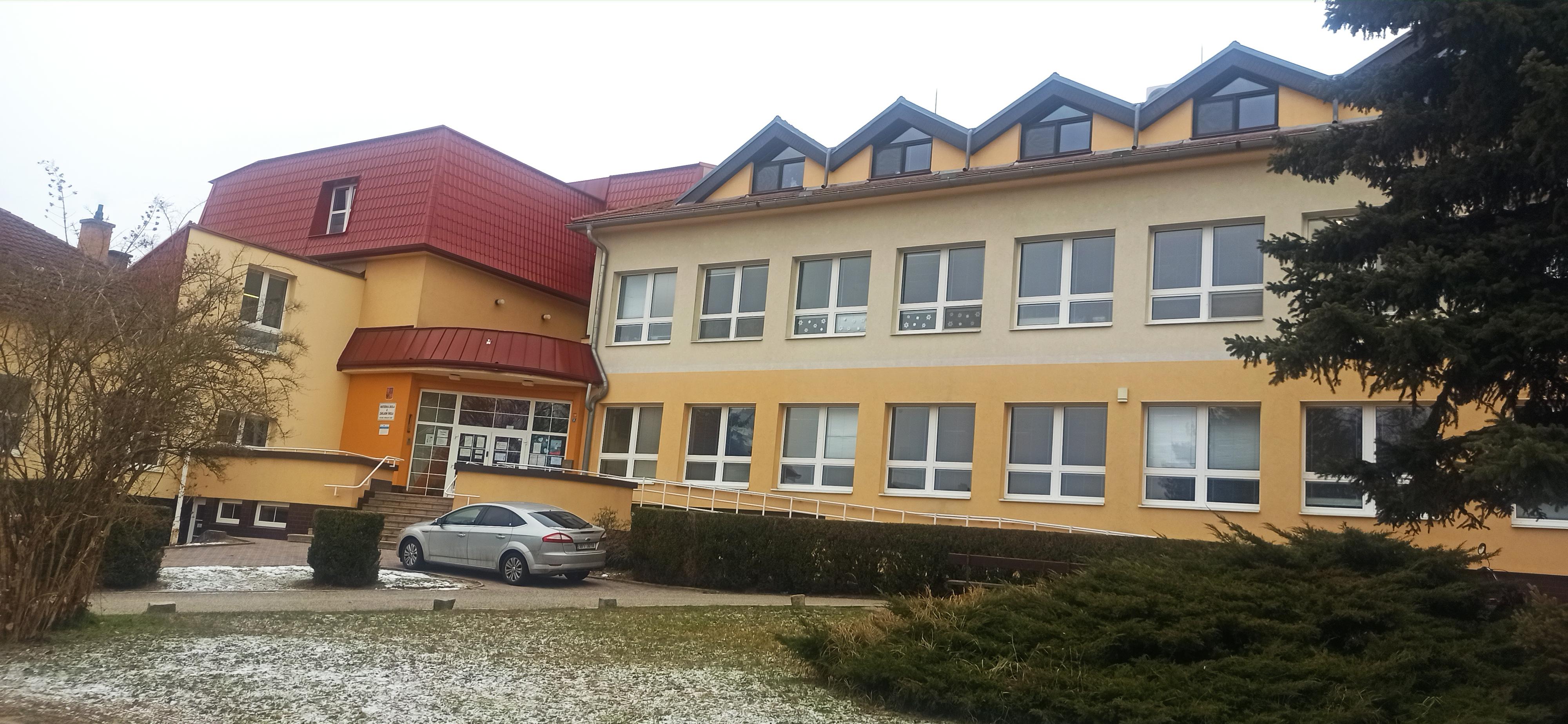 MŠ a ZŠ Kyjov, Školní 3208 foto 2