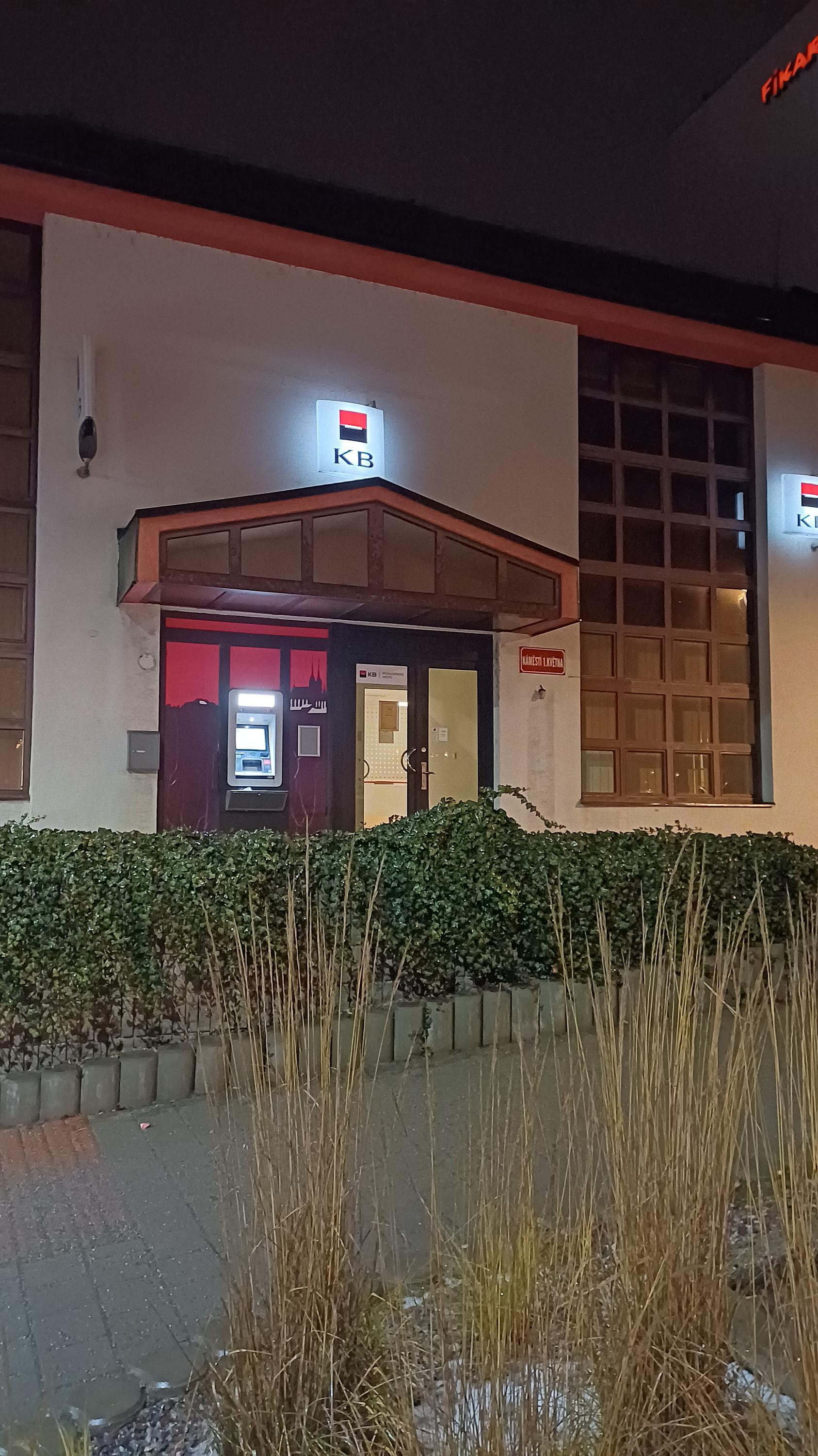 Bankomat Komerční banky foto 2