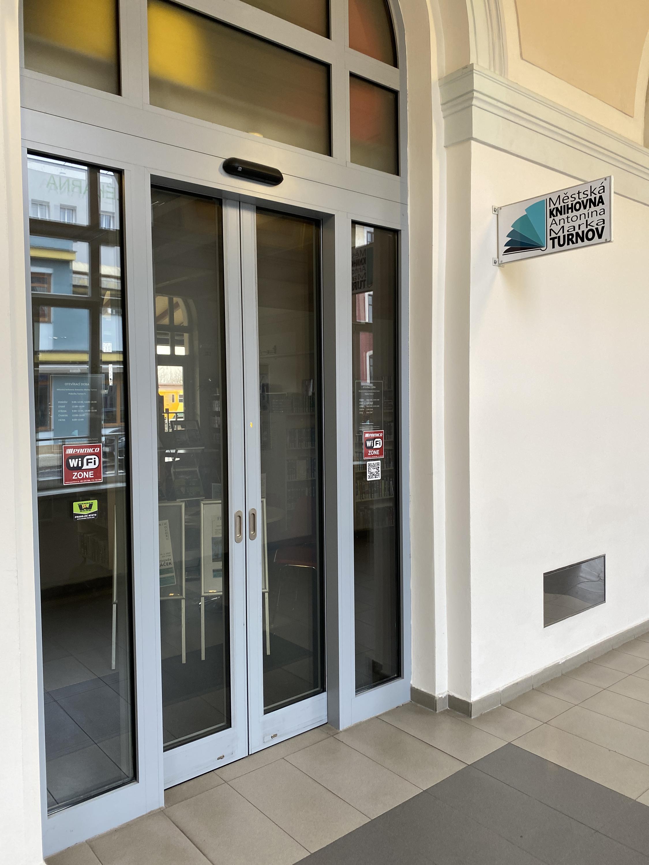 Městská knihovna Antonína Marka Turnov foto 3