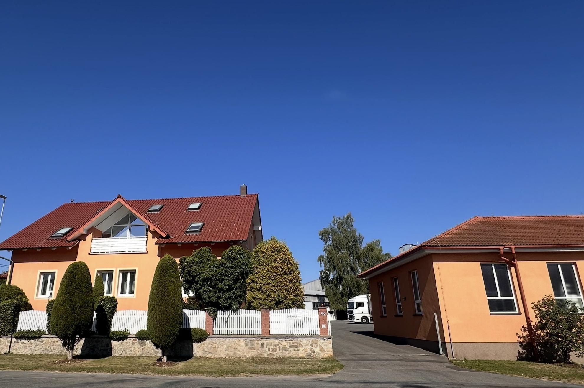 NEDROPLAST okna s.r.o.