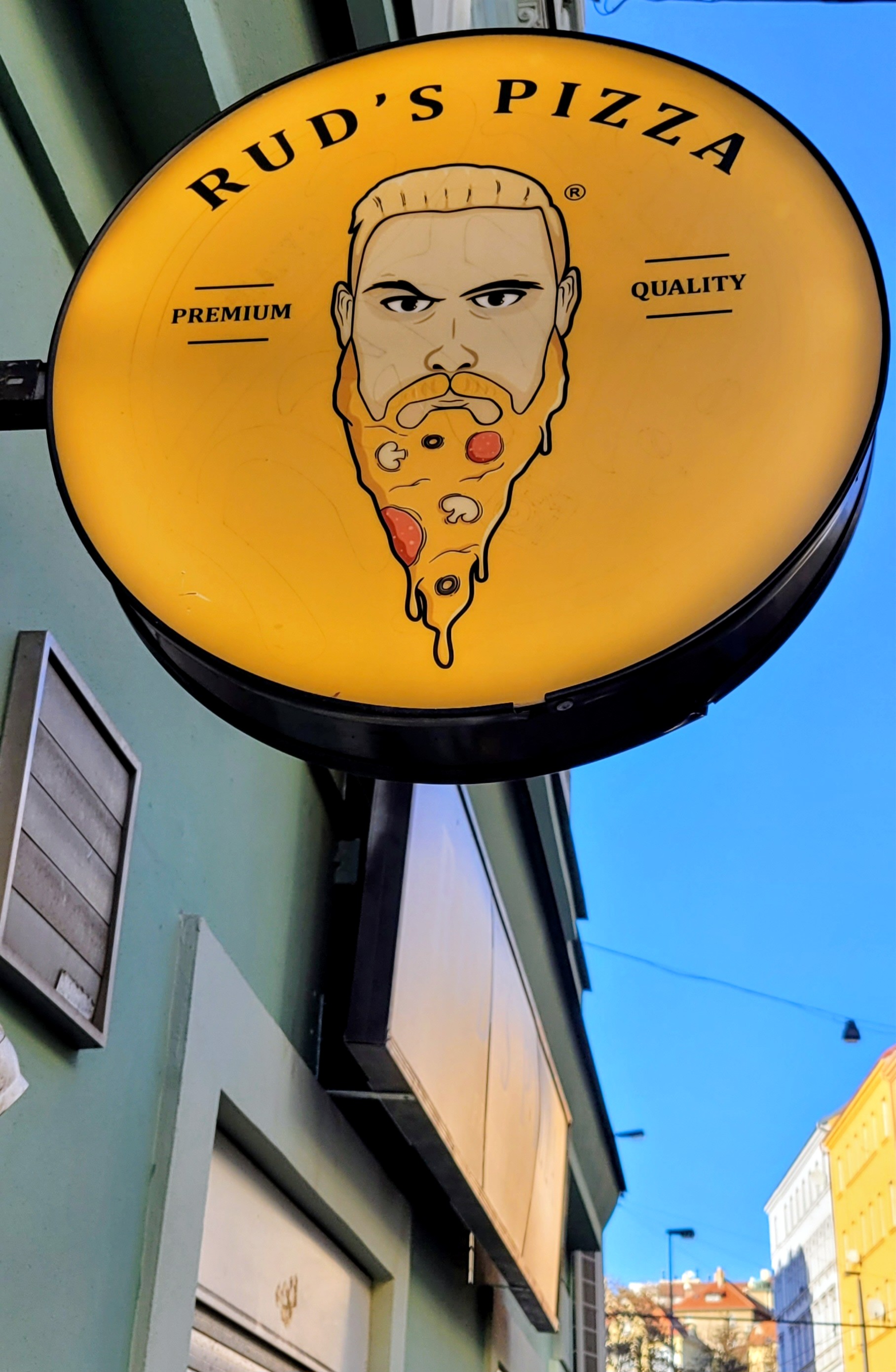Rud's pizza foto 2