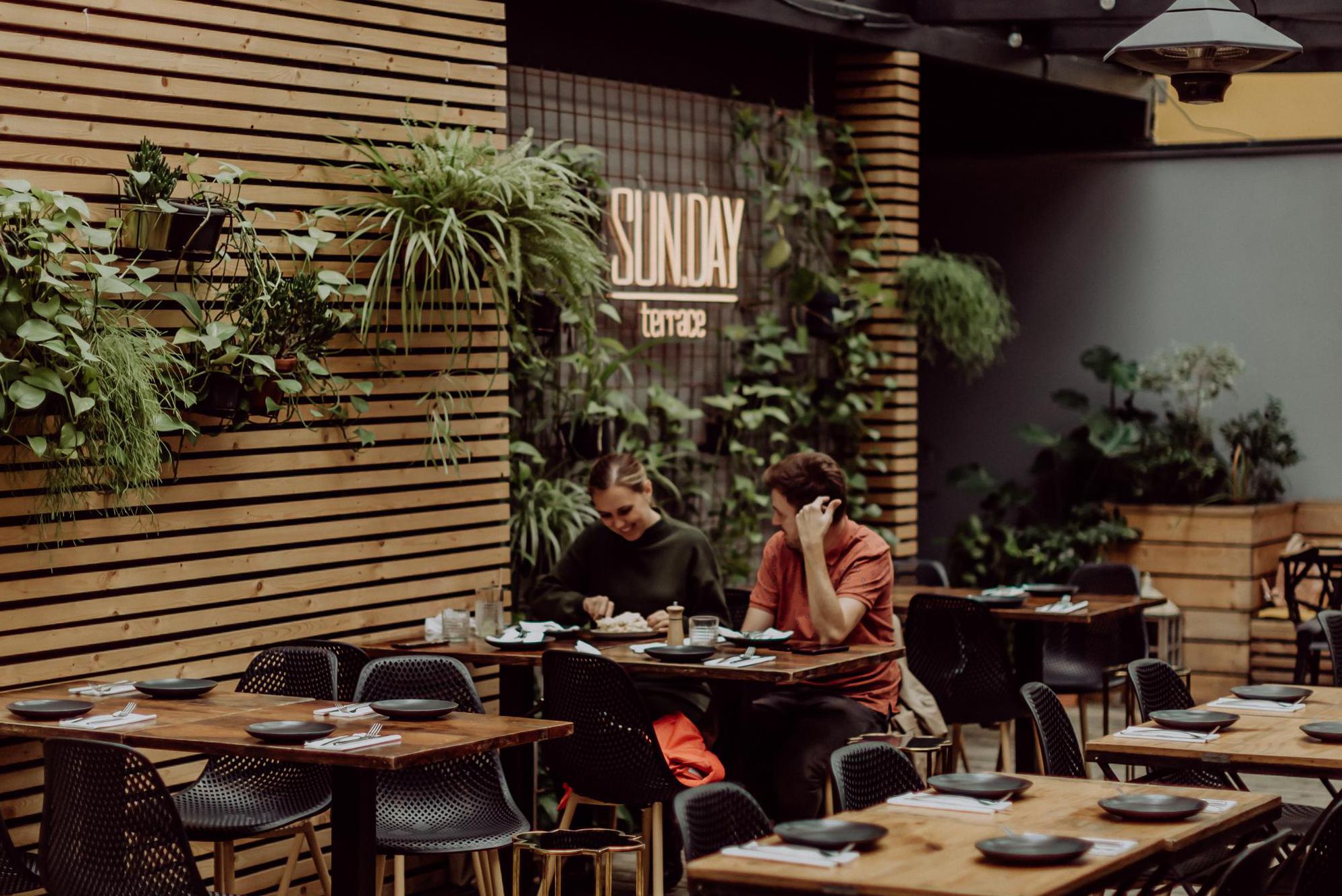 Georgian Kitchen by SUN.DAY terrace