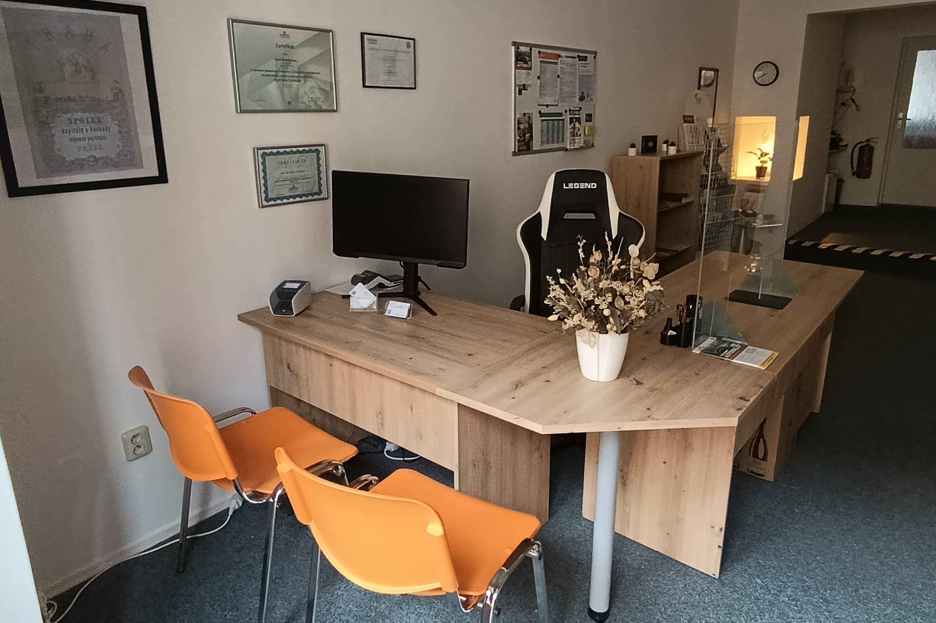 Astorie a.s. | S lehkostí světem financí