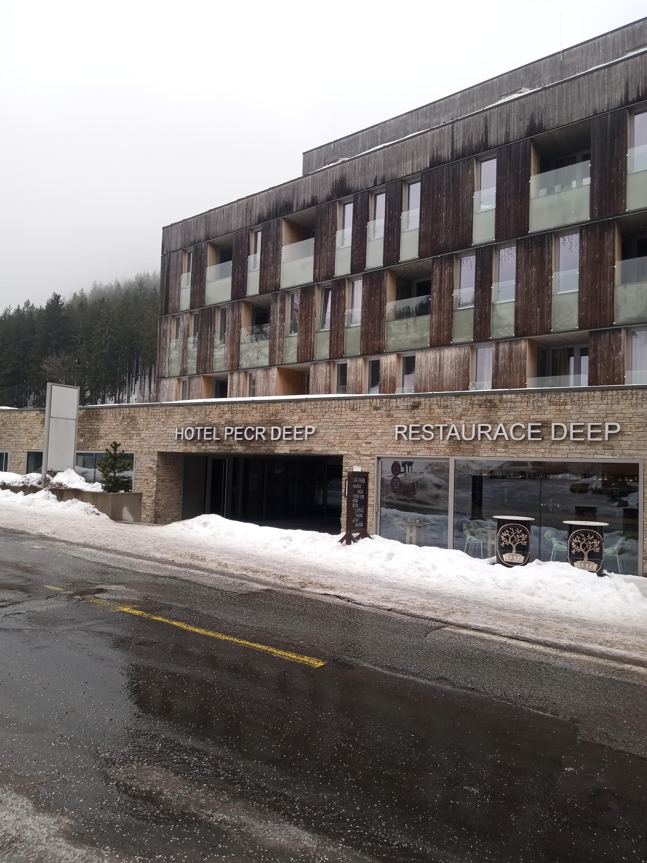 Restaurace PECR DEEP foto 5