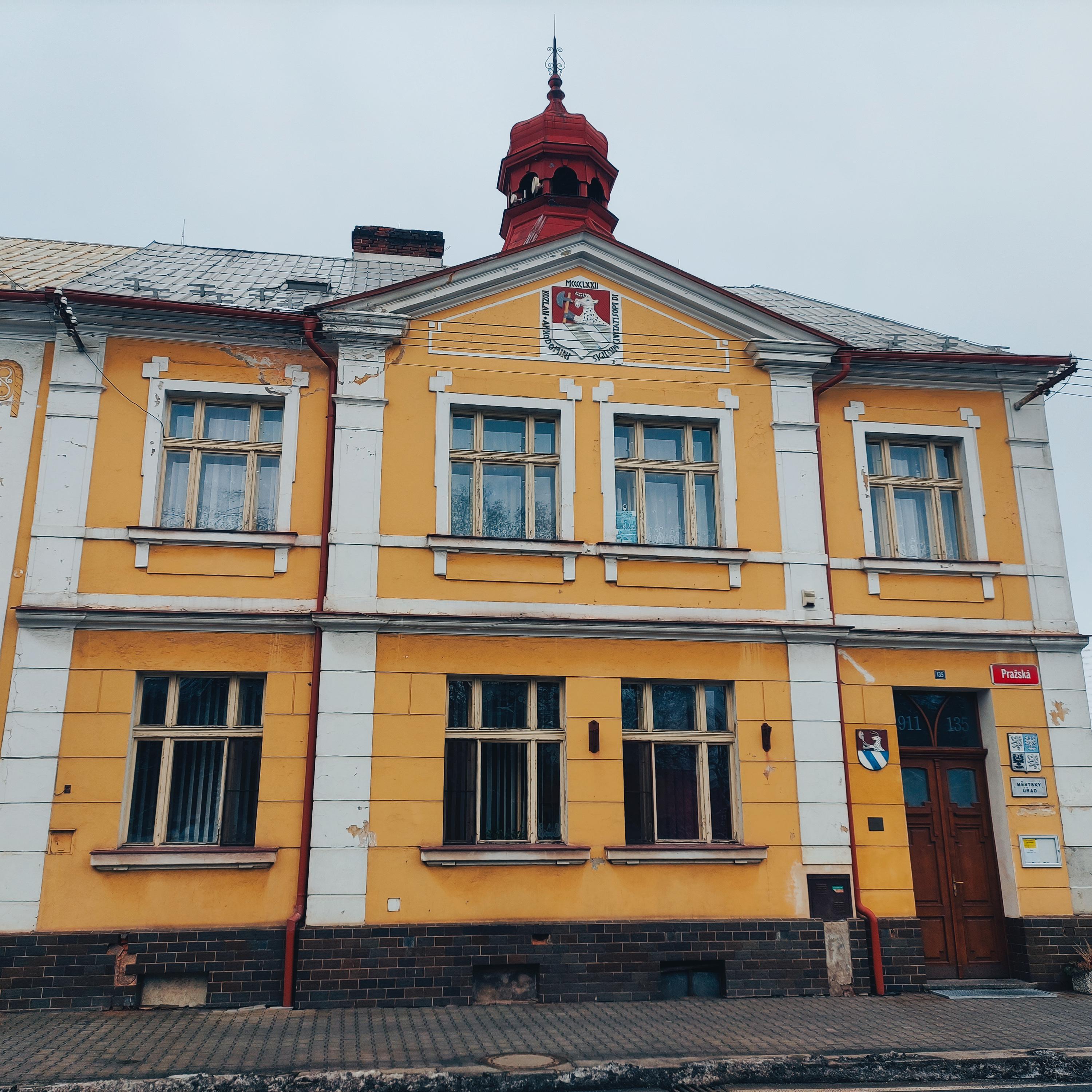 Kožlany - městský úřad foto 2
