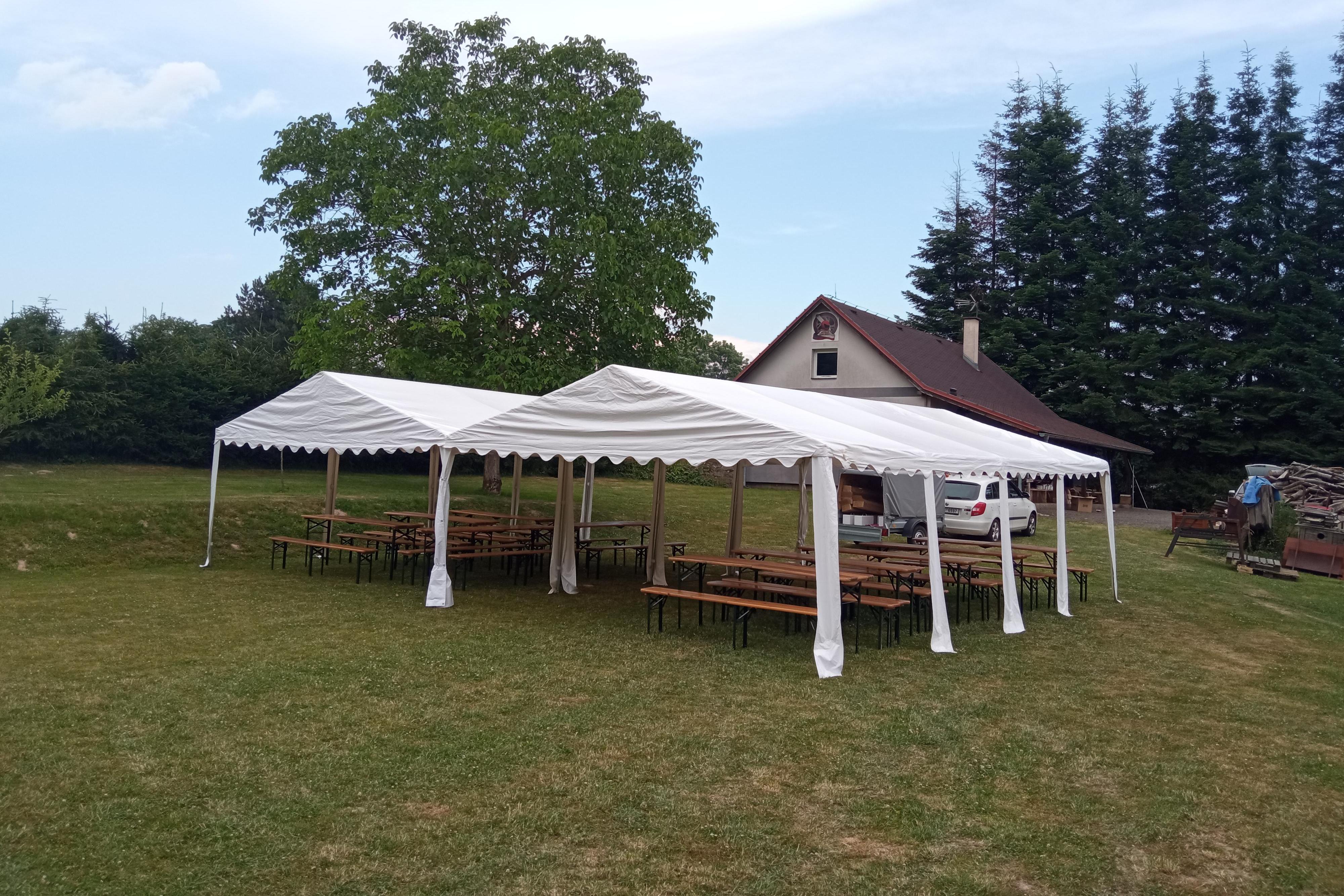 Martin Kulhánek - Párty stany