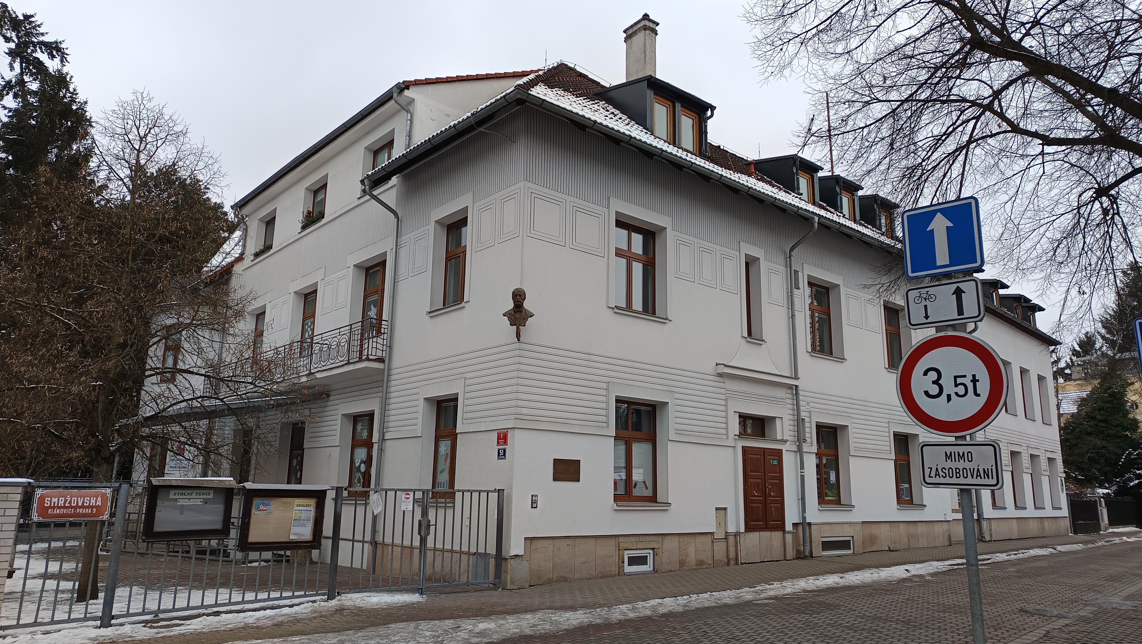 Místní knihovna Praha - Klánovice foto 2