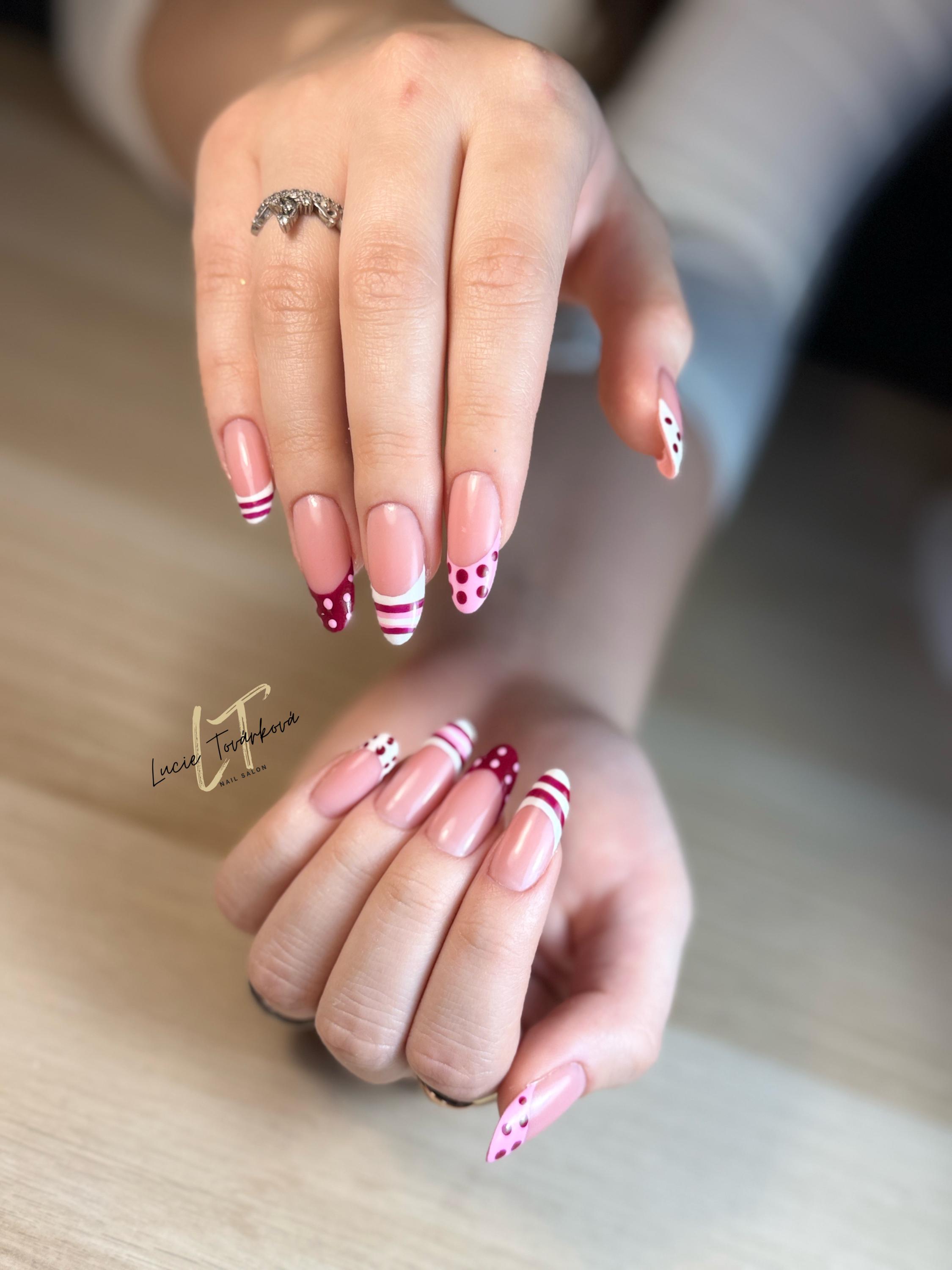 Lucie Továrková nail salon foto 2