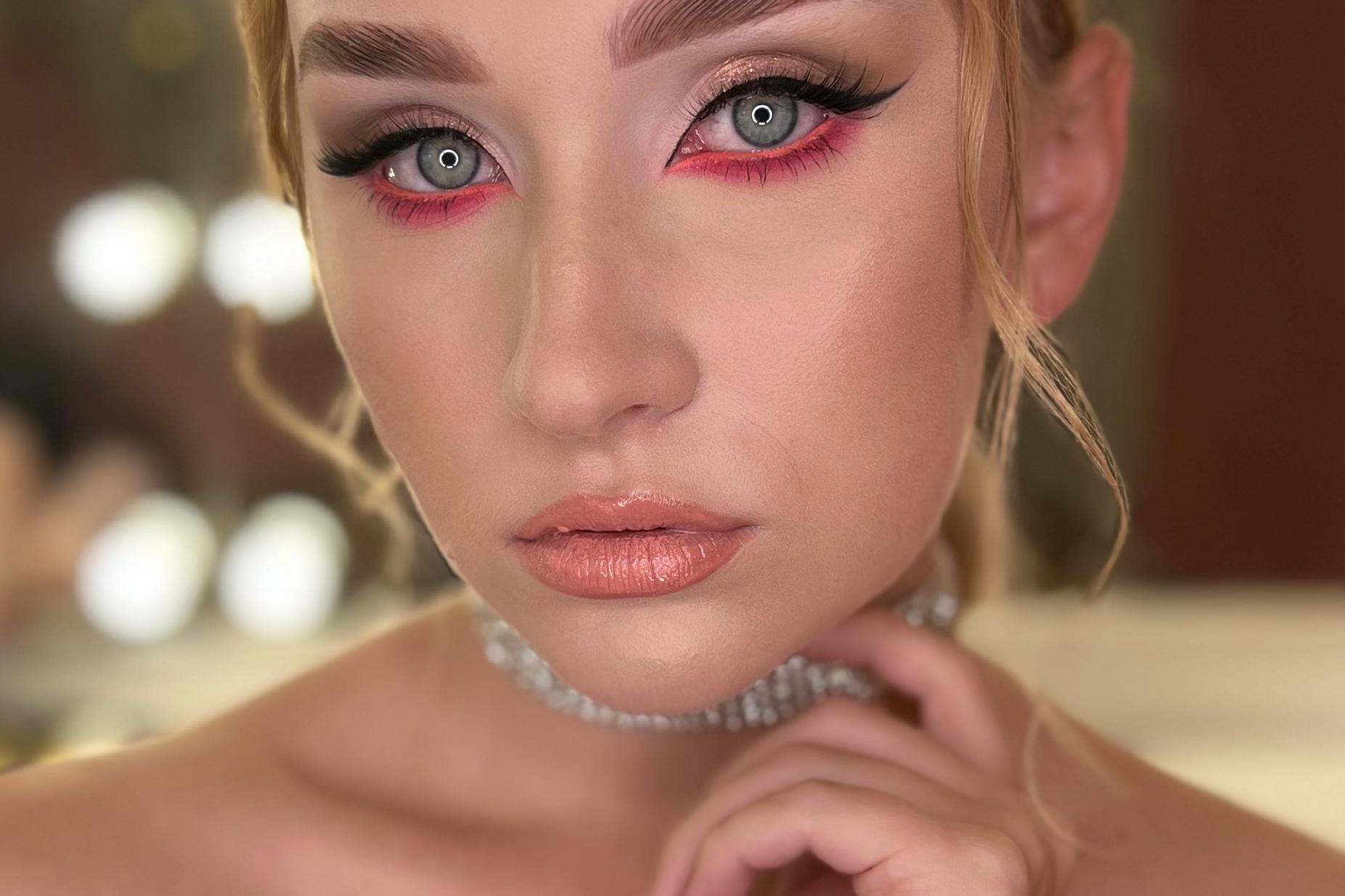 Plesové líčení v salonu Amber Beauty