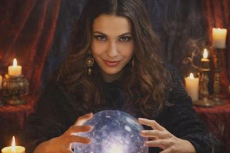 Výklad karet přes WhatsApp.