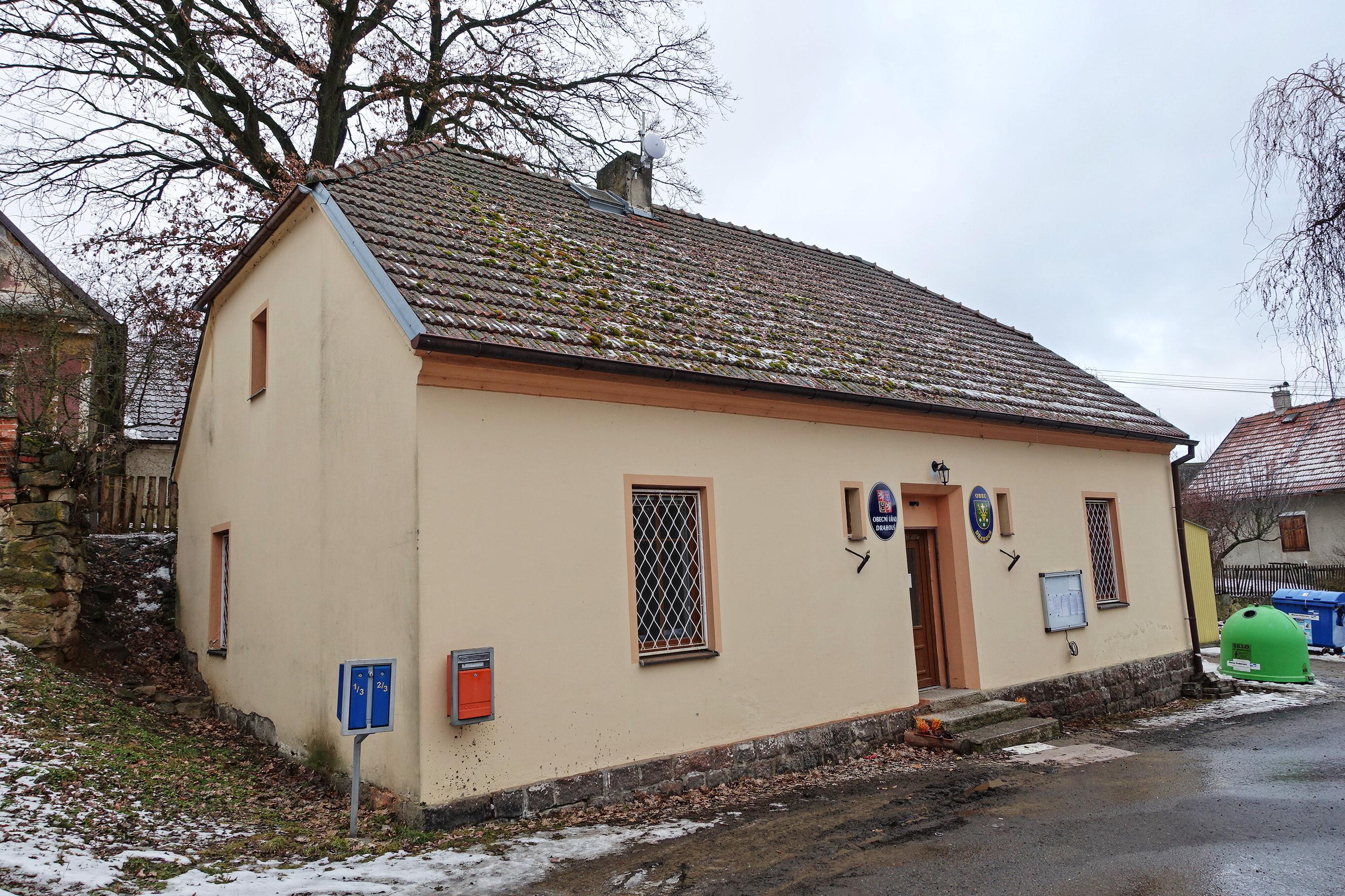 Drahouš - obecní úřad foto 5