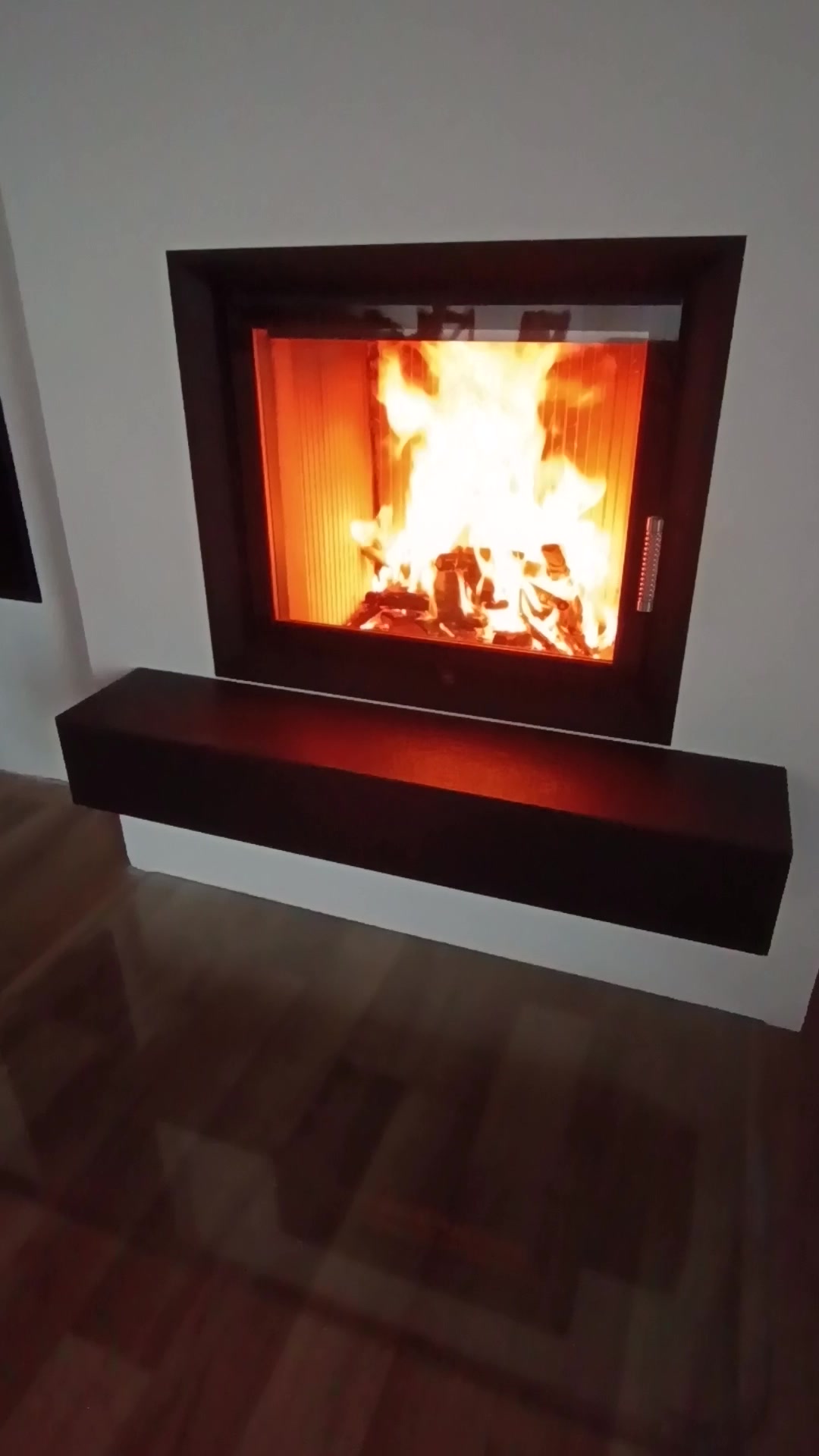 Kamnářství - PIKKR - krby, kamna, komíny foto 2 (náhled videa)