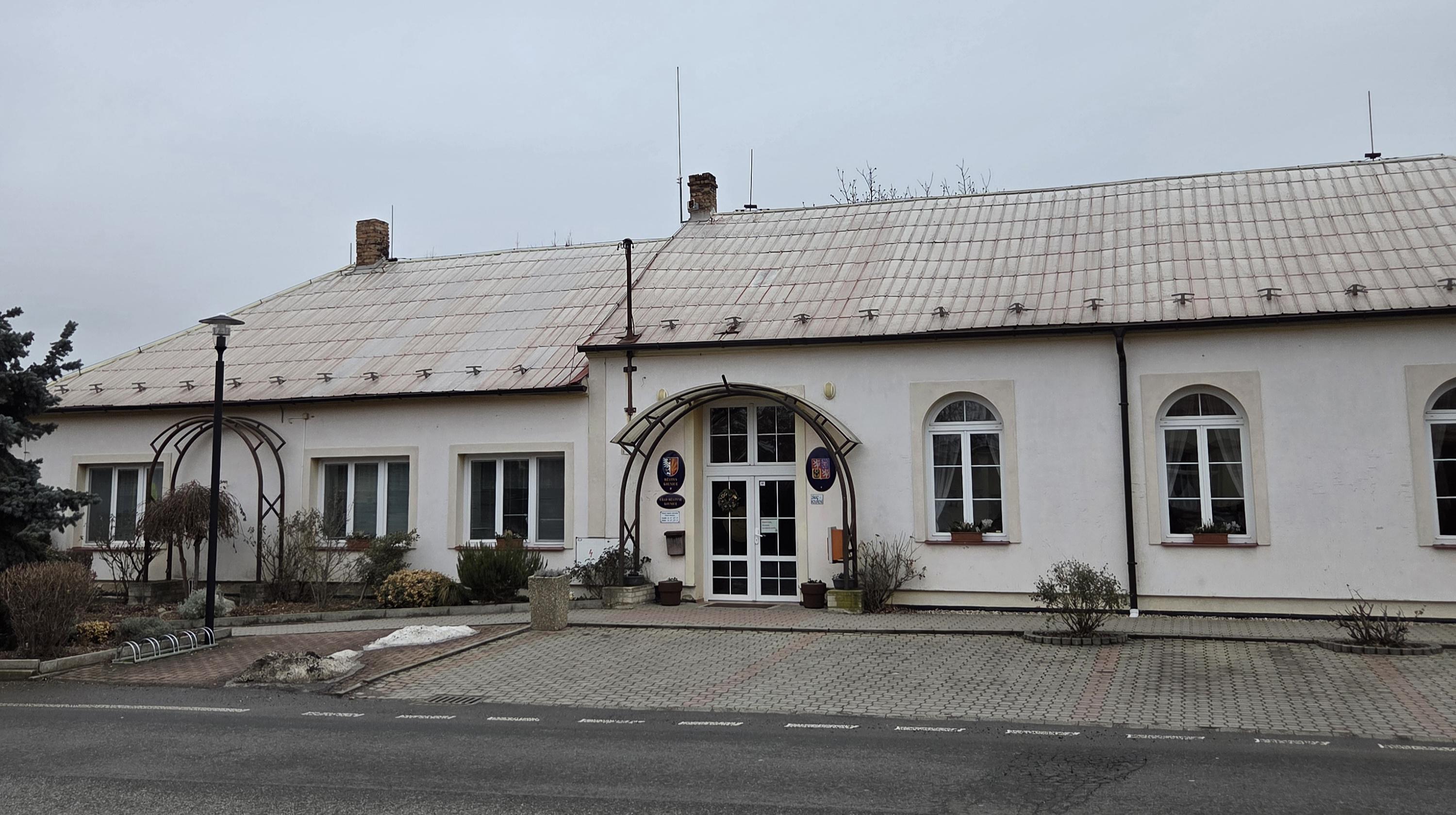 Kounice - úřad městyse foto 4