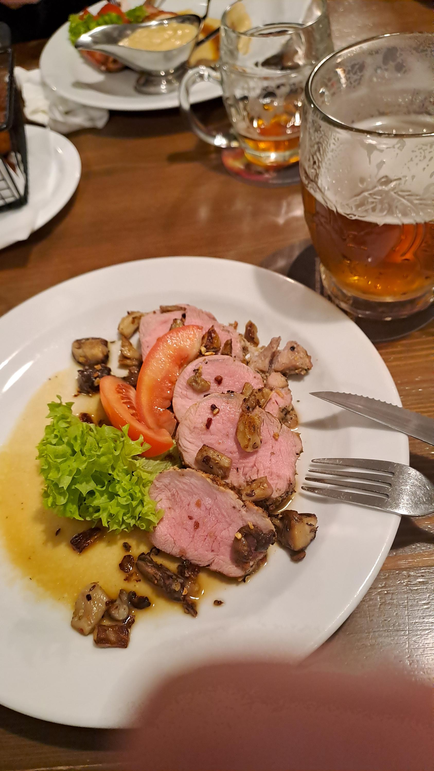 Restaurace Club platan foto 3