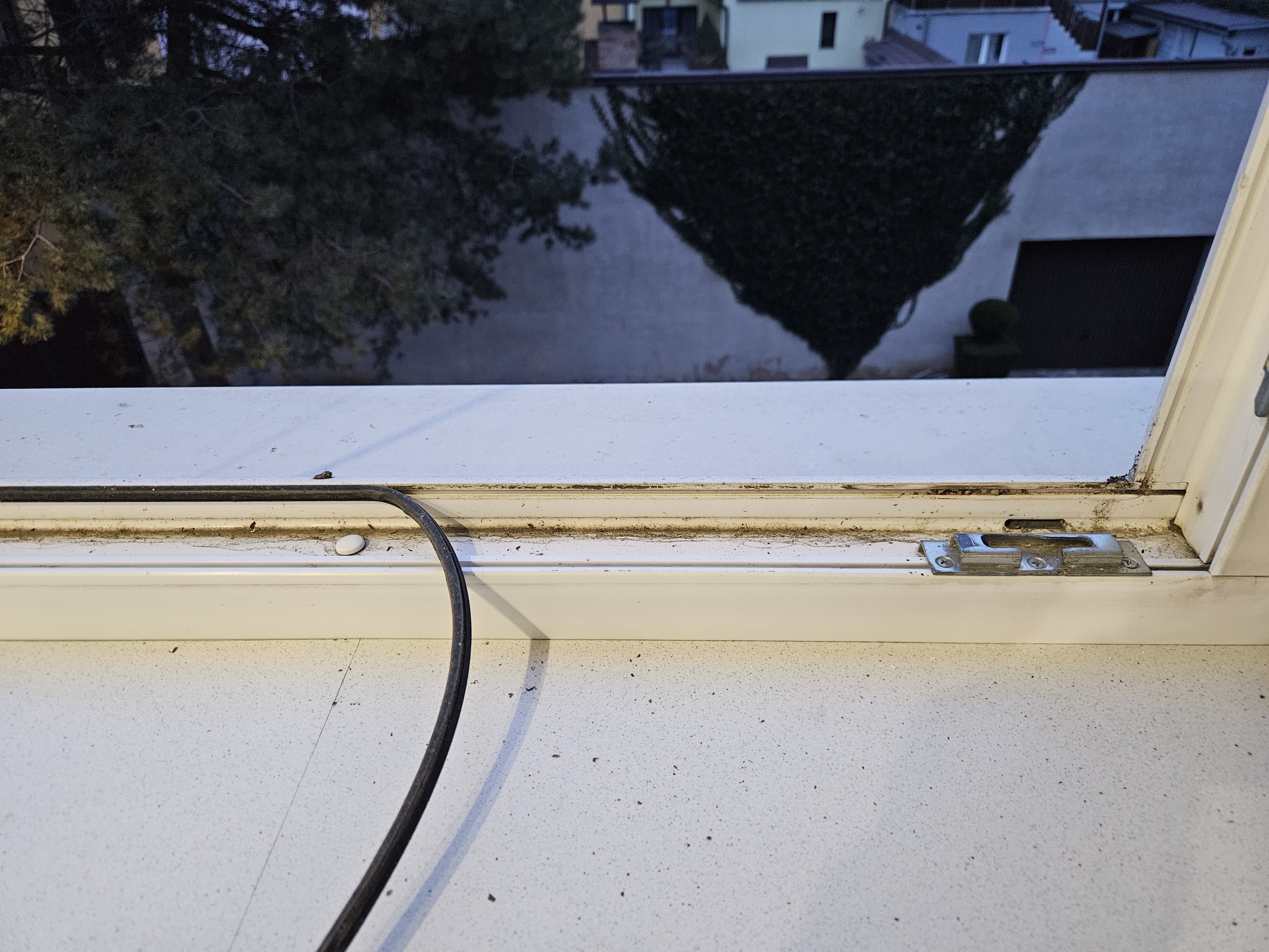 Podřipský servis oken a dveří Ihor Korniyenko foto 3