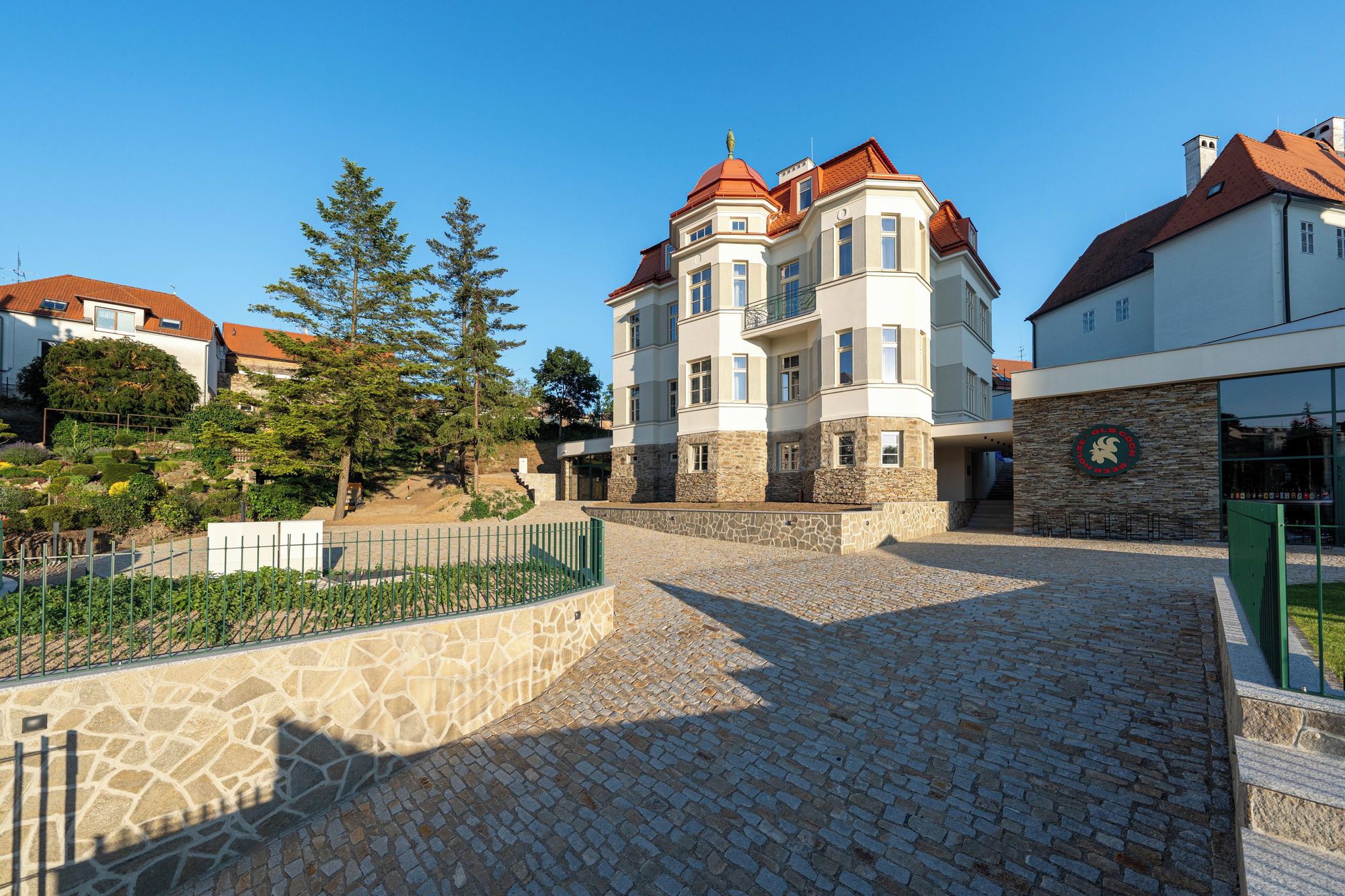 Penzion Old Cock Castle