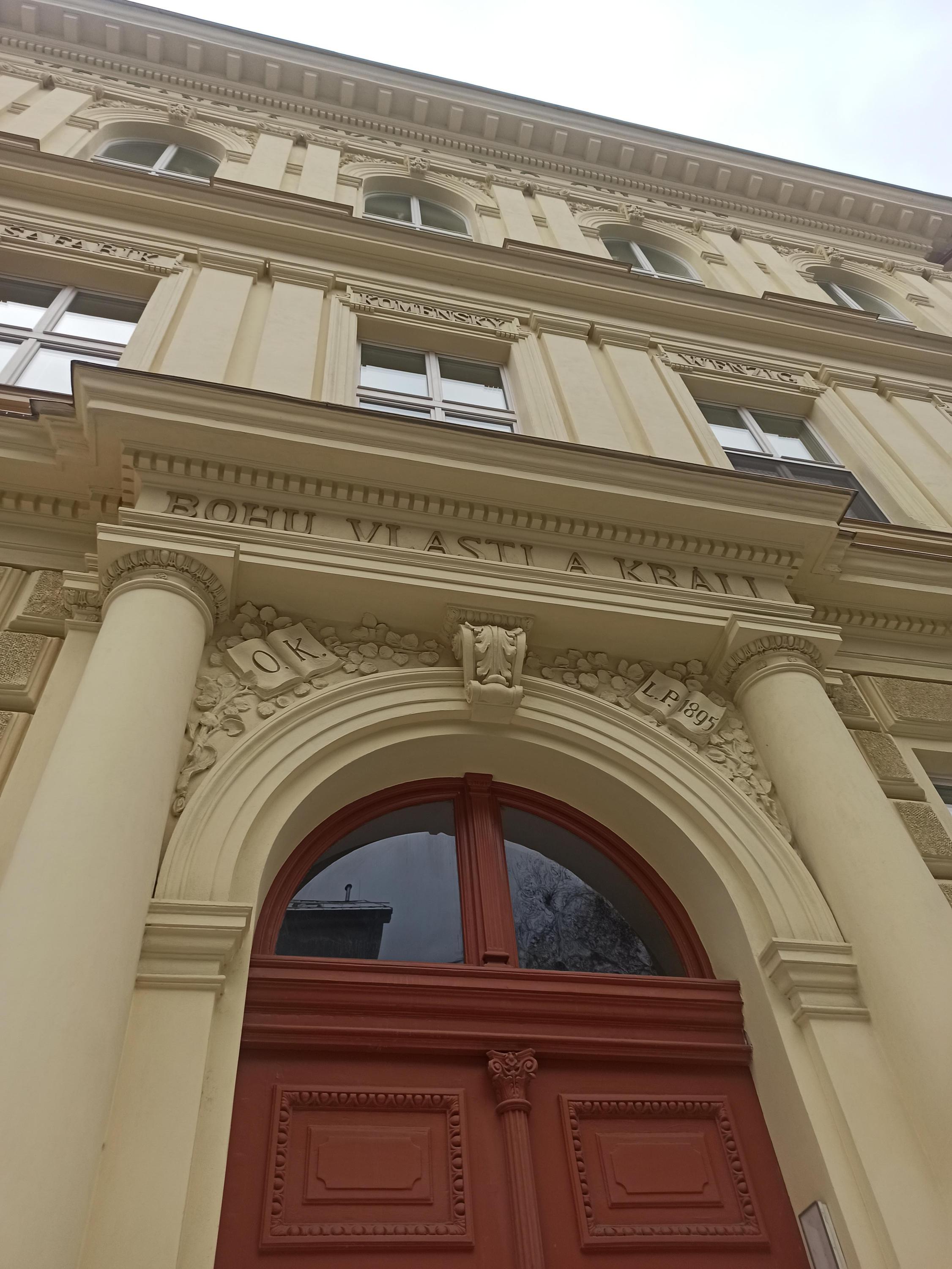 ZŠ a MŠ Praha 8, Lyčkovo náměstí foto 4