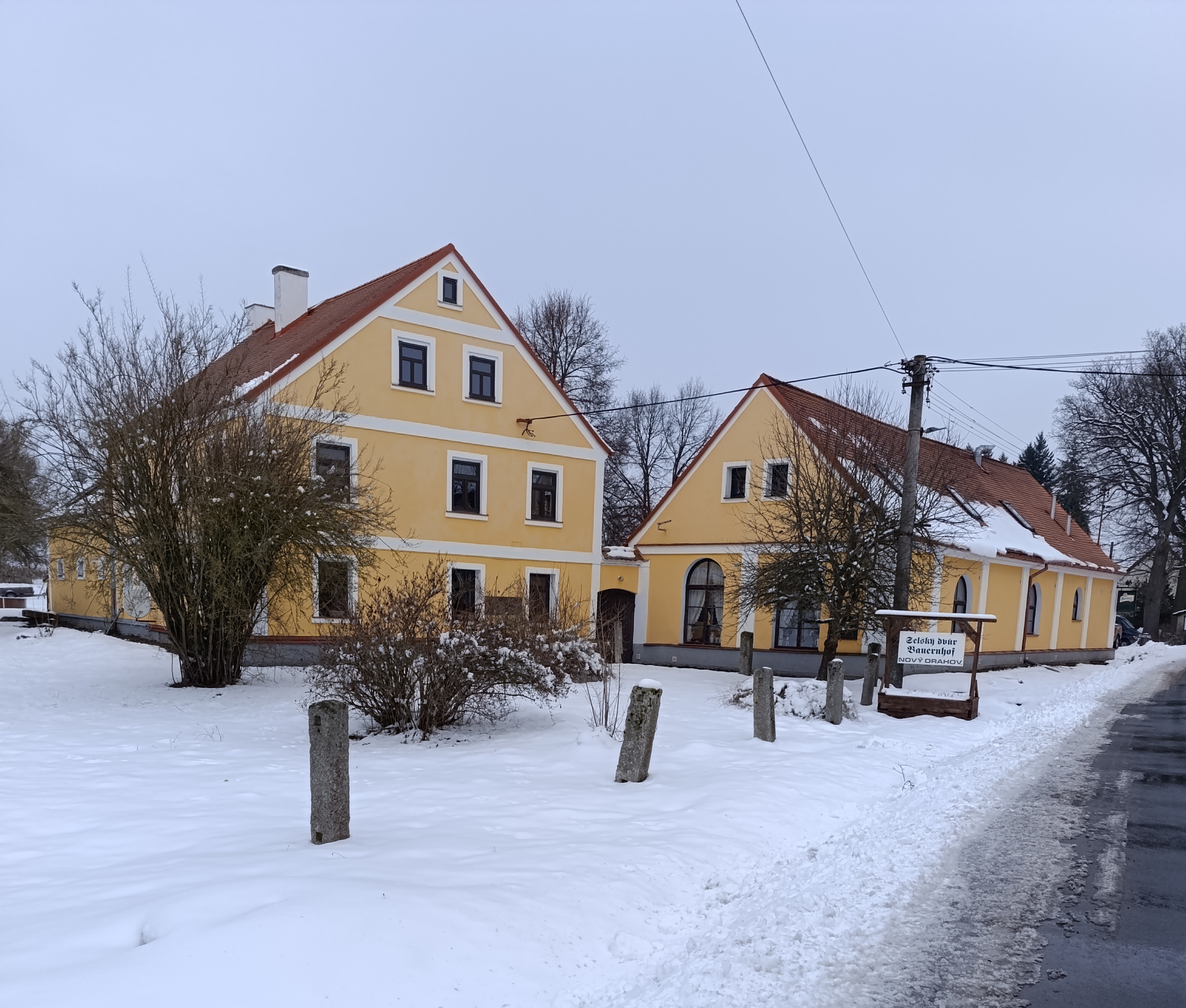 Restaurace Selský dvůr foto 4
