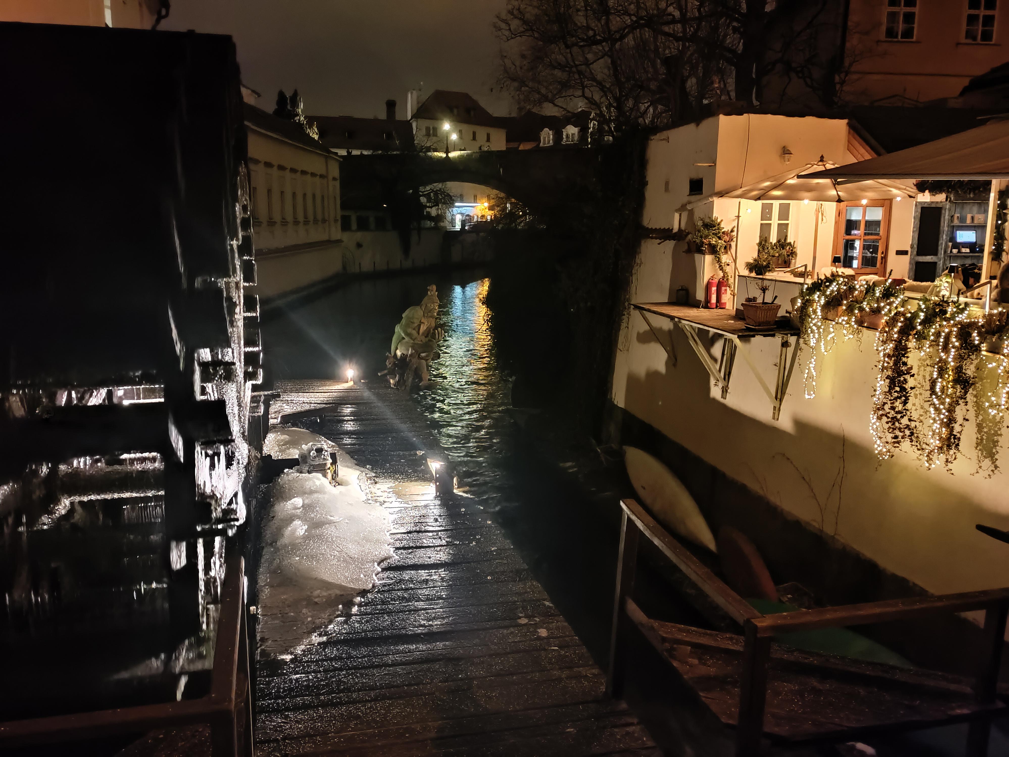 Restaurace Velkopřevorský mlýn foto 2