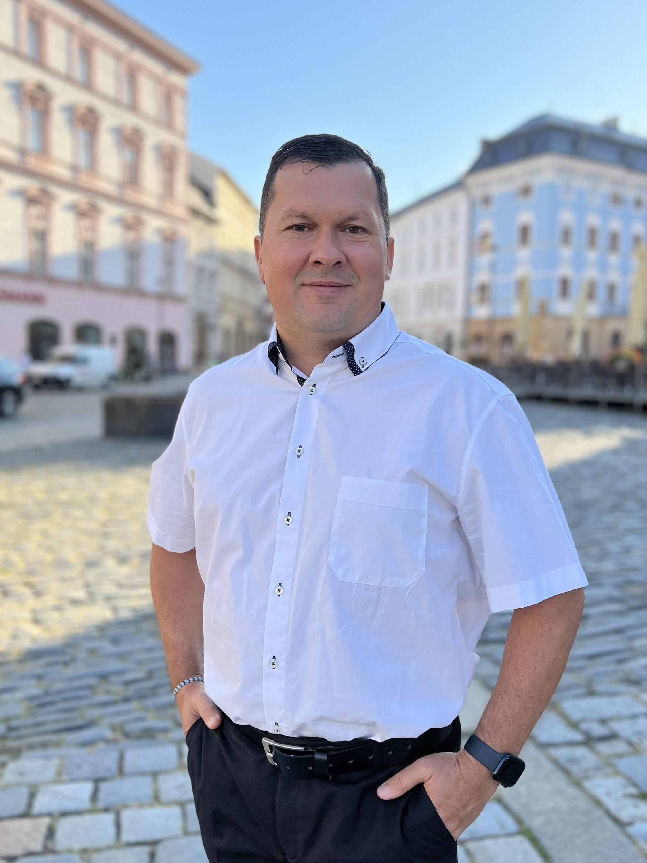 Realitní makléř - Jiří Zavadil foto 2