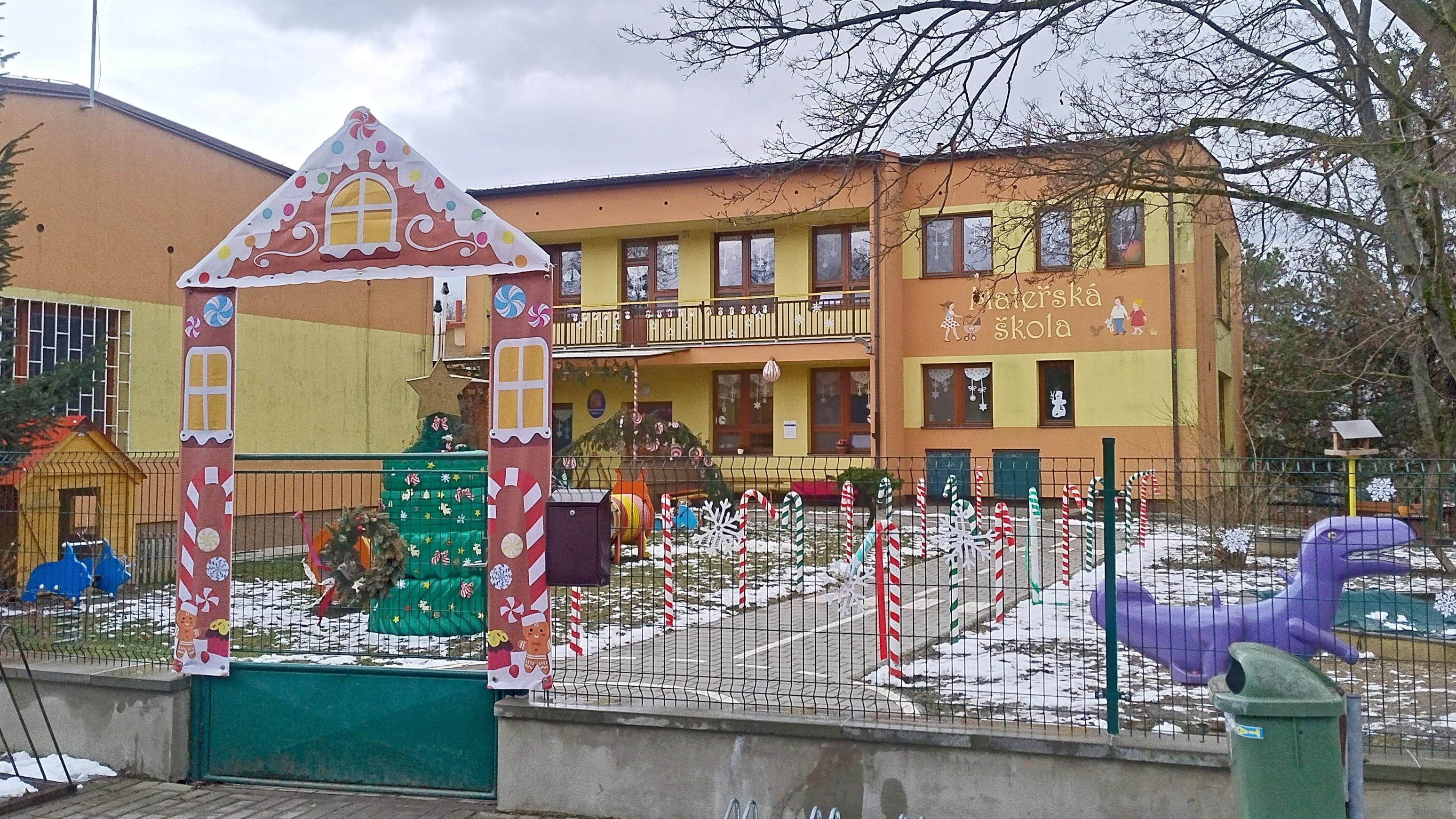ZŠ a MŠ Ostrožská Lhota foto 2